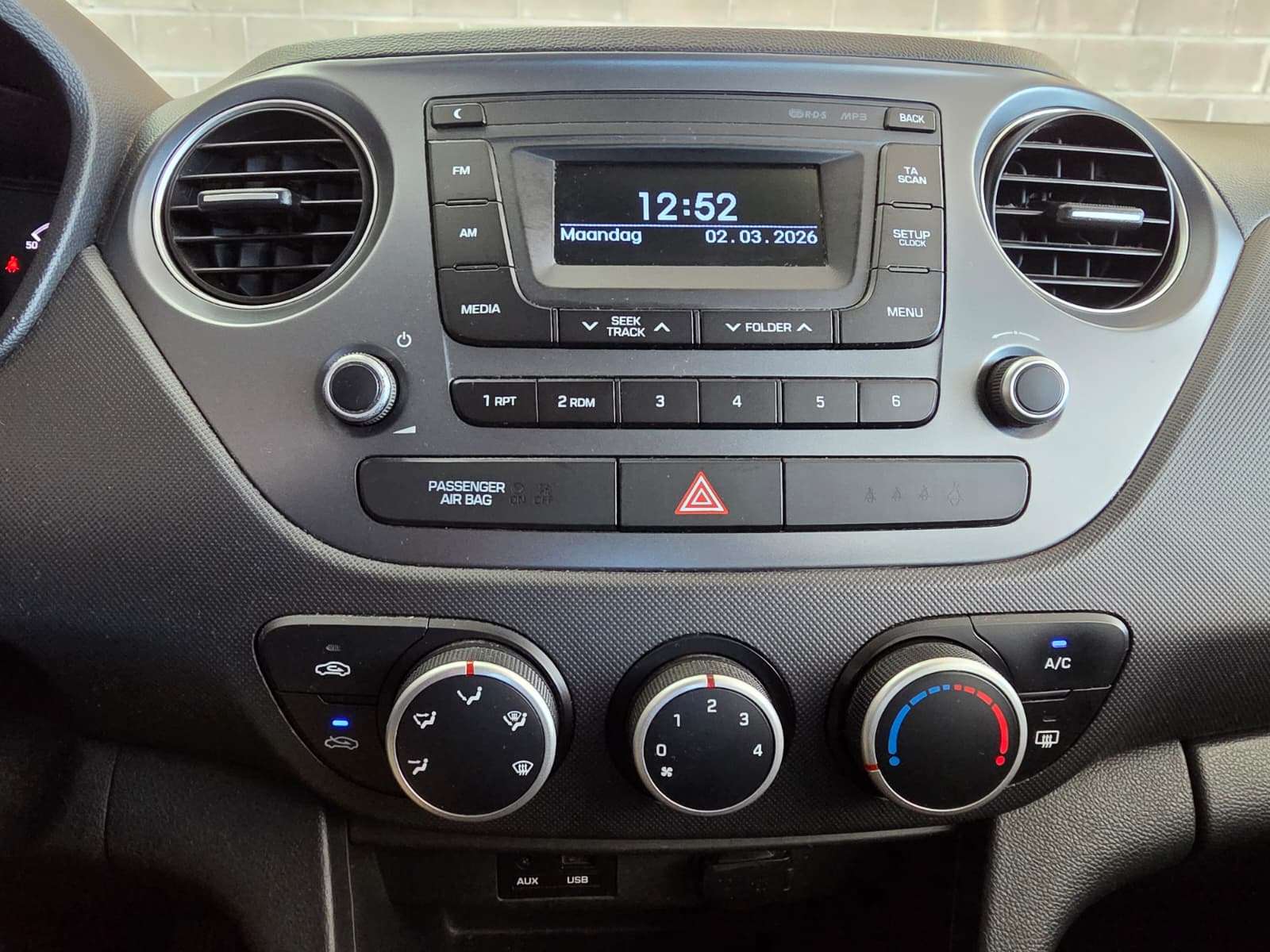 Hyundai i10 🟢1.0 ESSENCE 67CV - 1ER MAIN - 5 PORTES -CITADINE