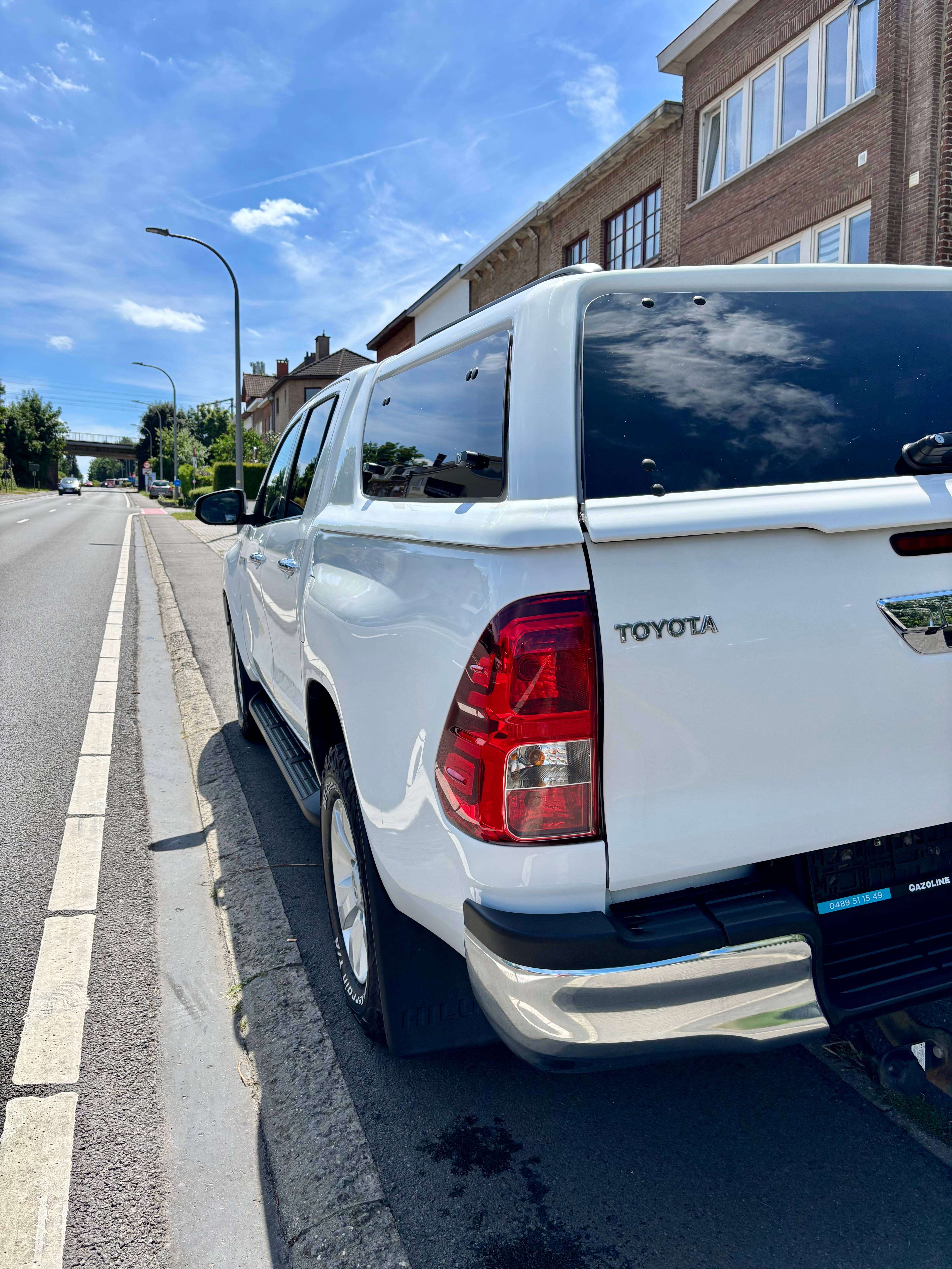 Toyota Hilux 2.4D4 28.500 HTVA "Zagora Edition " 1.Owner/Belgium Car