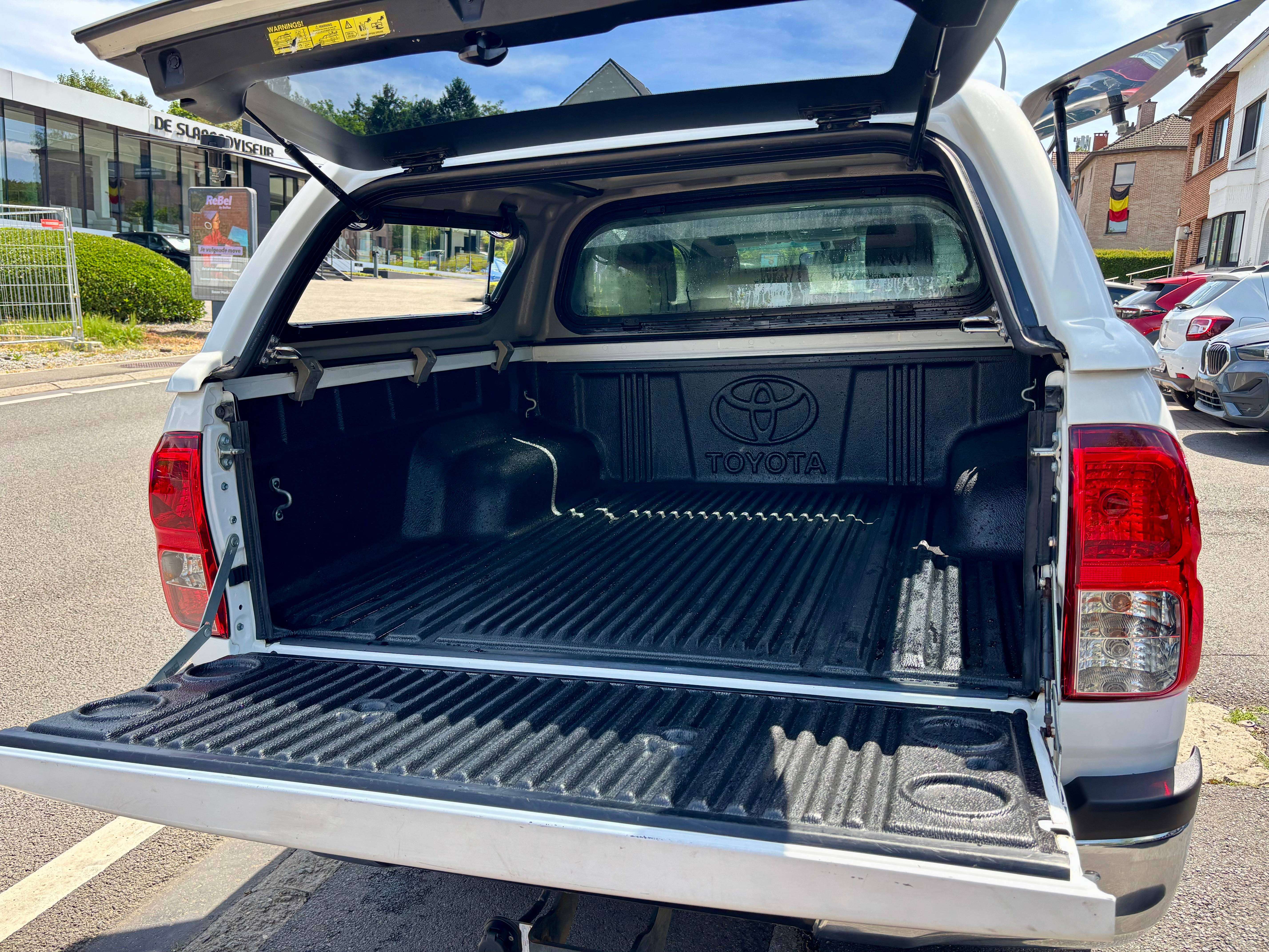 Toyota Hilux 2.4D4 28.500 HTVA "Zagora Edition " 1.Owner/Belgium Car