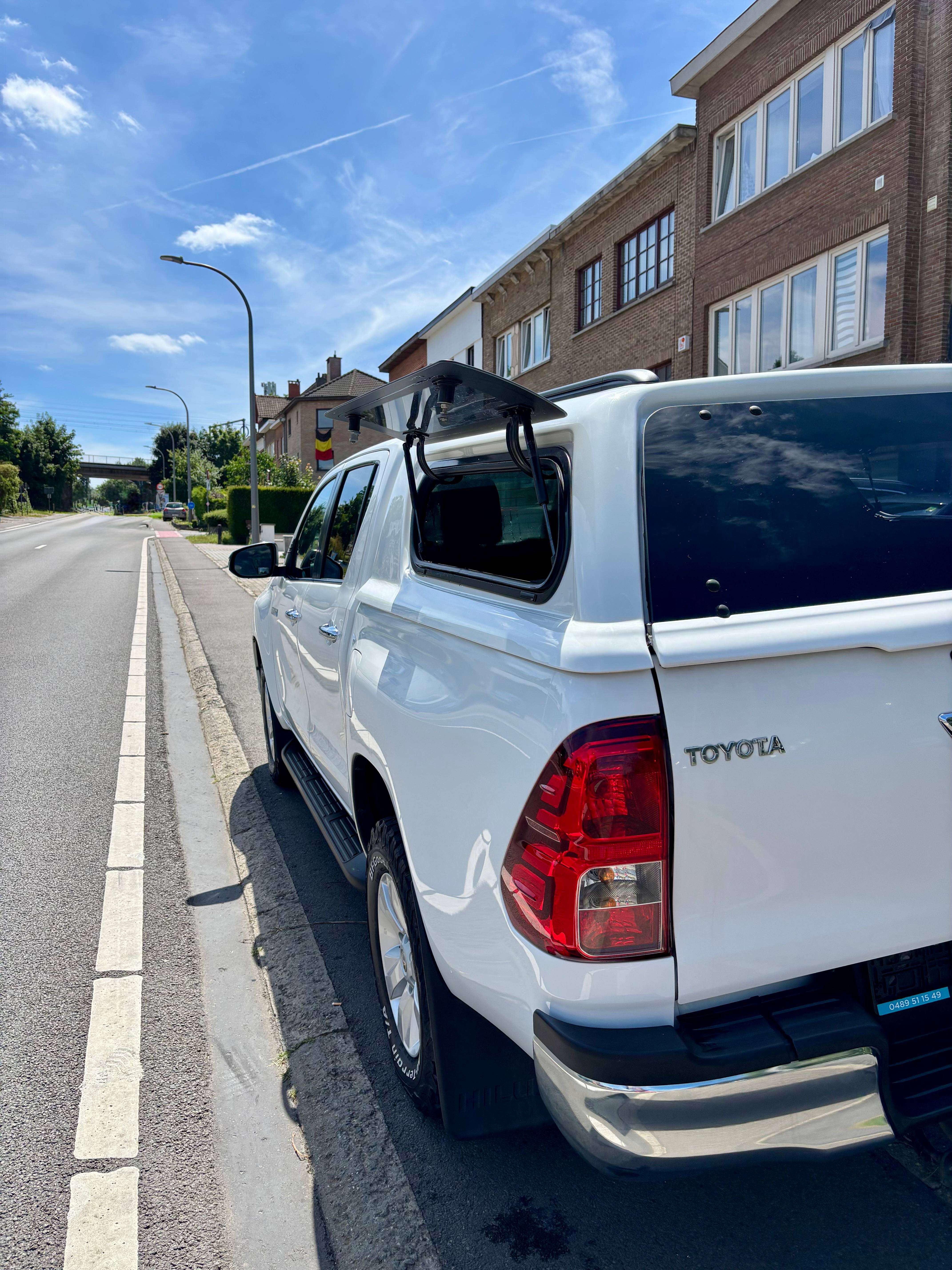 Toyota Hilux 2.4D4 28.500 HTVA "Zagora Edition " 1.Owner/Belgium Car