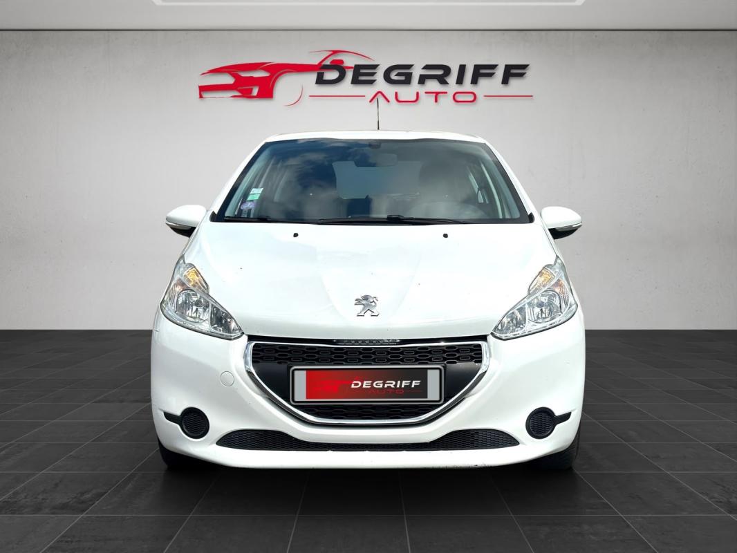 Peugeot 208 1.2 VTi 82ch BVM5 Allure