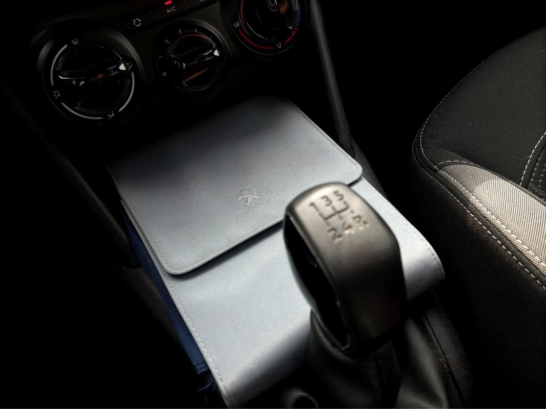 Peugeot 208 1.2 VTi 82ch BVM5 Allure