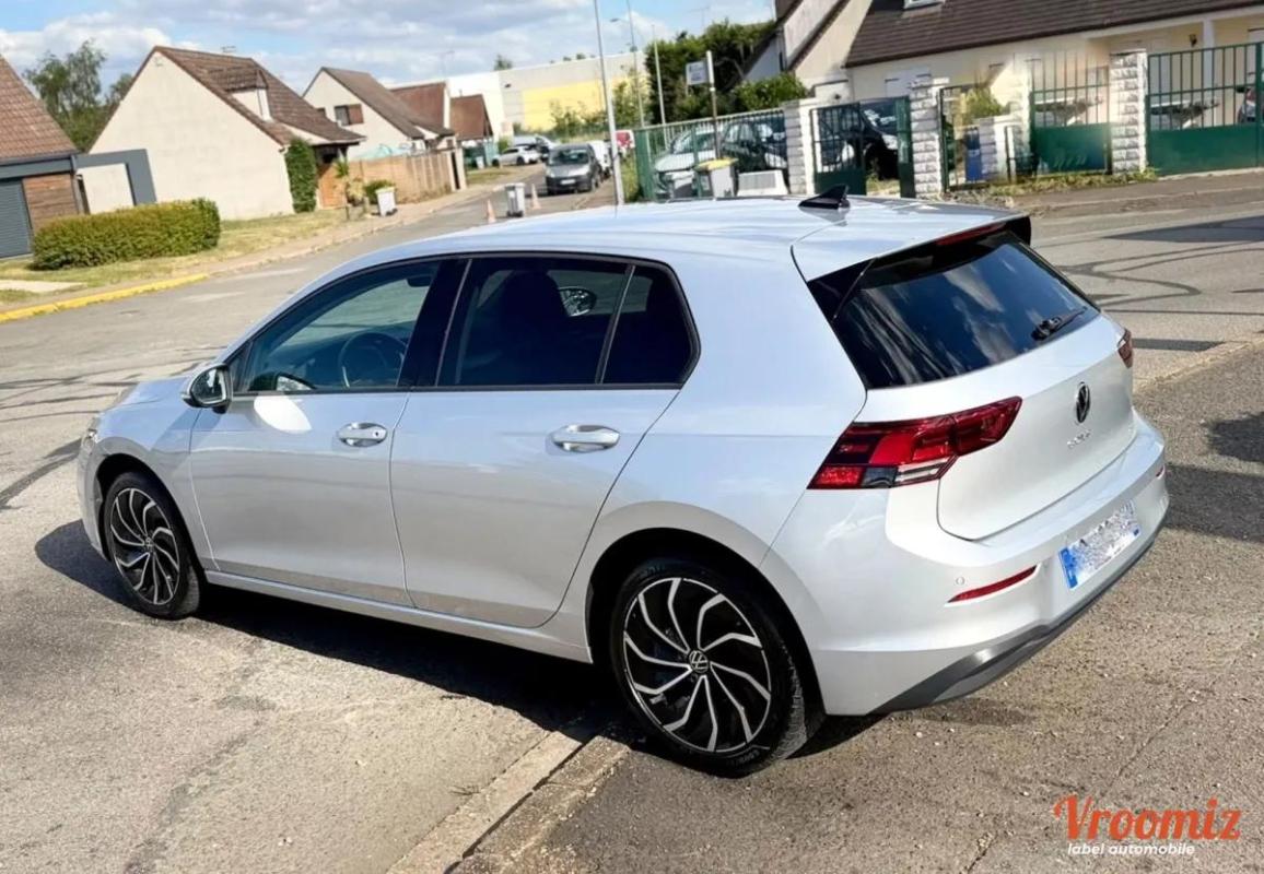 Volkswagen Golf 1.0 TSI 110 CV DSG7 Life Business 11/2023 16667HT EXPORT