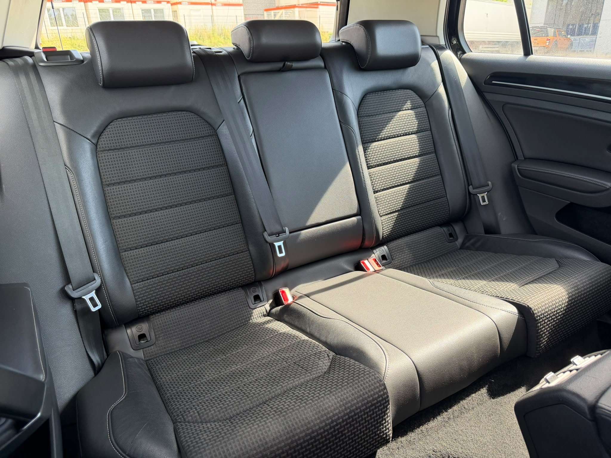 Volkswagen Golf Golf 1.6 CR TDi • EURO 6B
