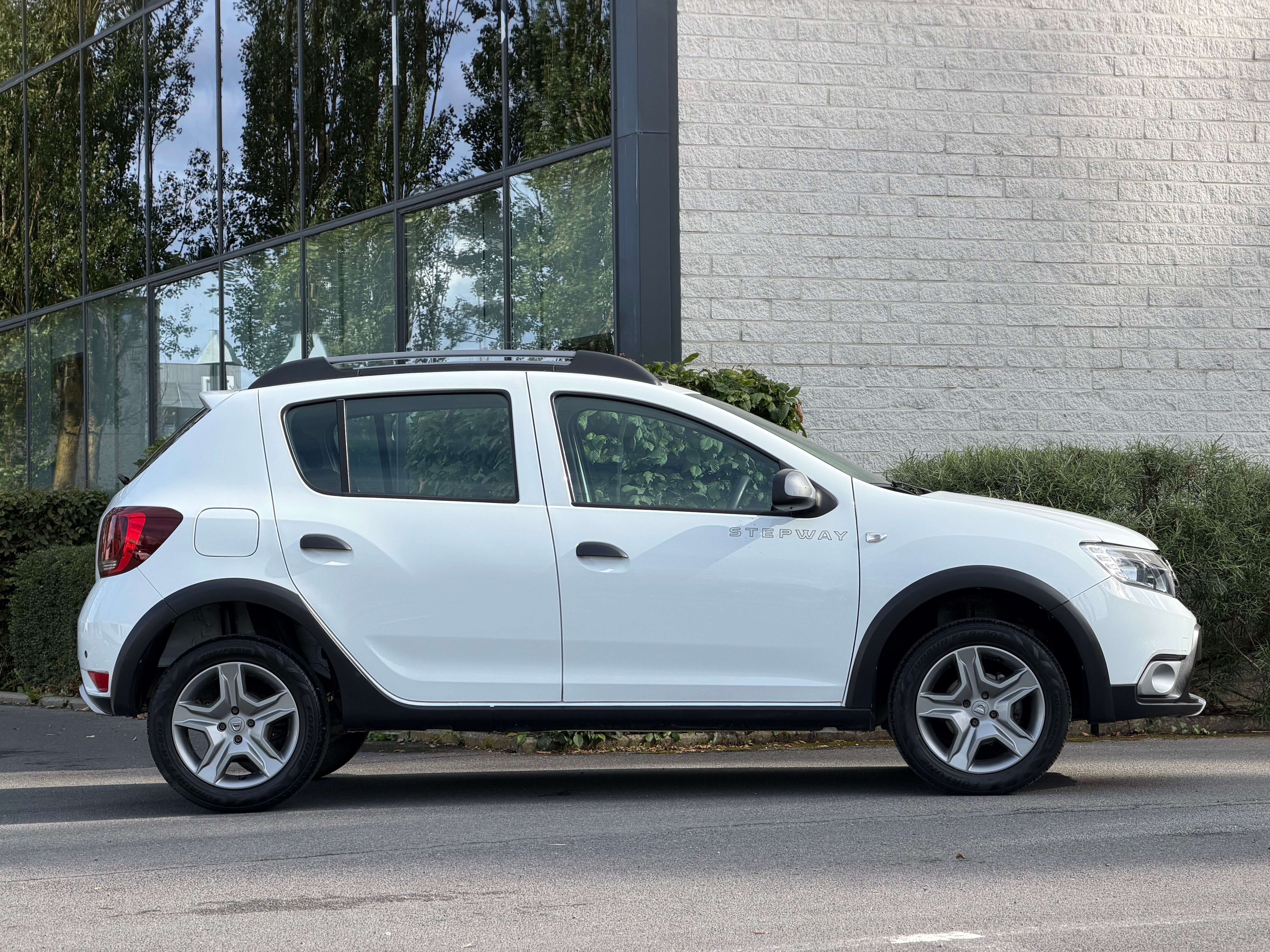 Dacia Sandero Stepway 0.9 TCE • GPS • AIRCO • TRÈS PROPRE
