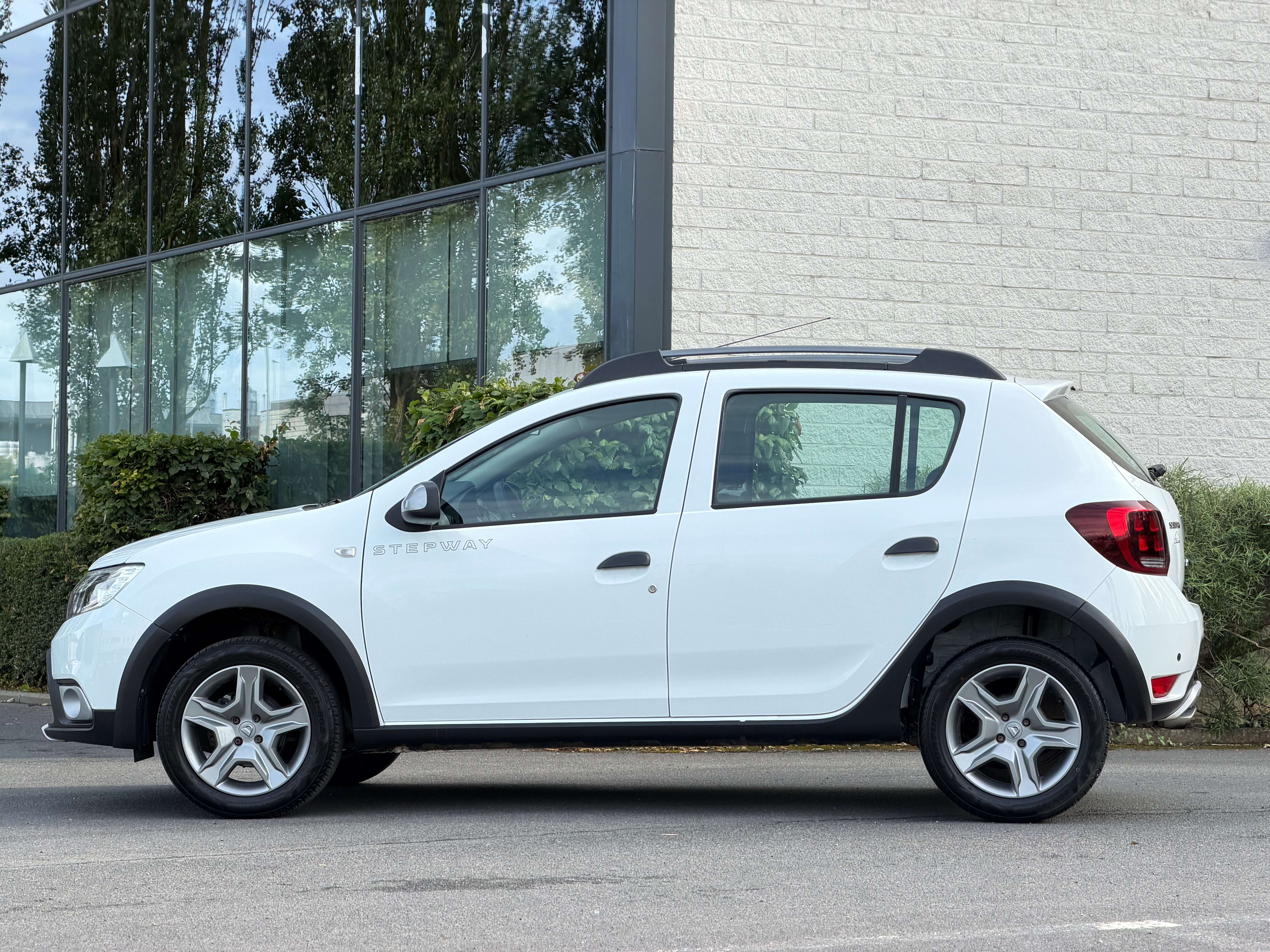 Dacia Sandero Stepway 0.9 TCE • GPS • AIRCO • TRÈS PROPRE