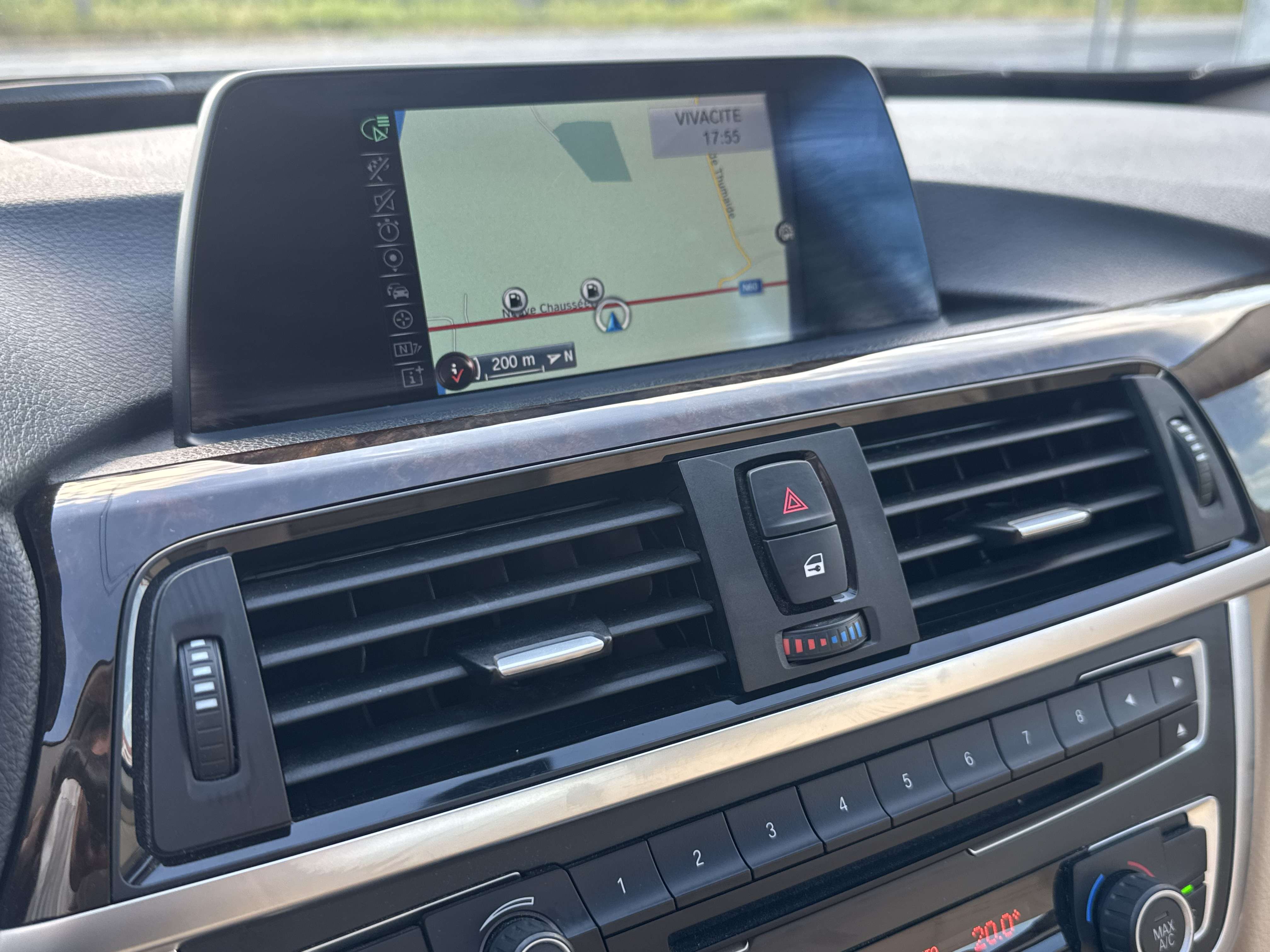 BMW 320 Gran Turismo 320 GT Luxury Line *GARANTIE*CUIR/NAVI/PANO/KEYLESS/PARK ASSIST/FULL LED
