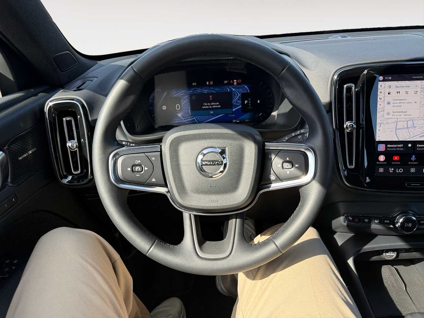 Volvo XC40 XC40 Black Edition Plus, B3 Mild-Hybrid, Benzin