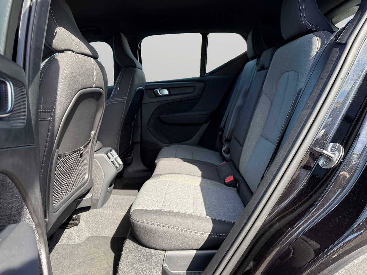 Volvo XC40 XC40 Black Edition Plus, B3 Mild-Hybrid, Benzin