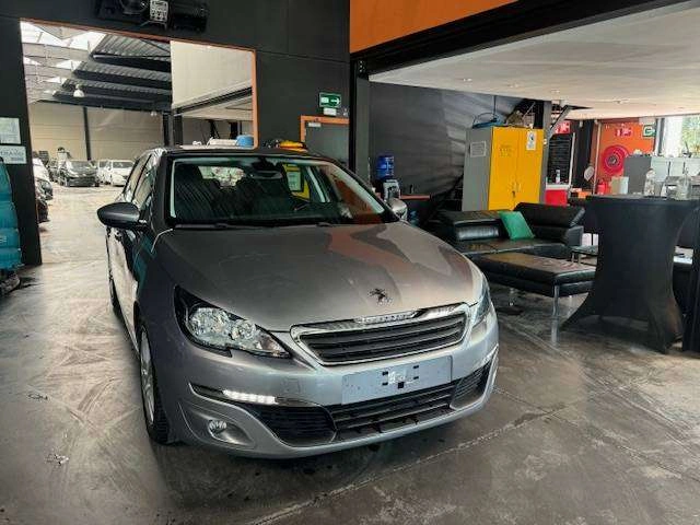 Peugeot 308 1.2 - A/C - MEDIA/TEL - LIM/REG - USB/AUX -