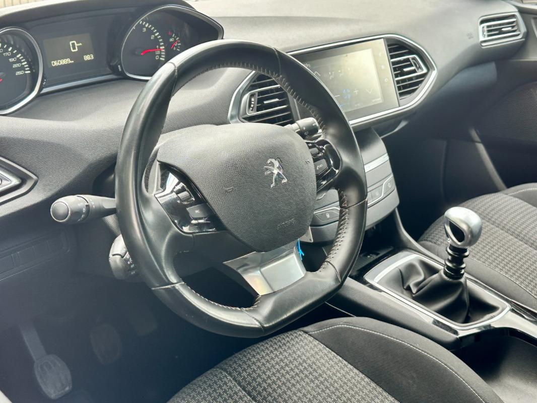 Peugeot 308 PureTech 110ch SS BVM6 Allure - Carplay Sièges chauffants AV
