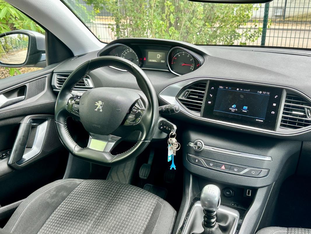 Peugeot 308 PureTech 110ch SS BVM6 Allure - Carplay Sièges chauffants AV