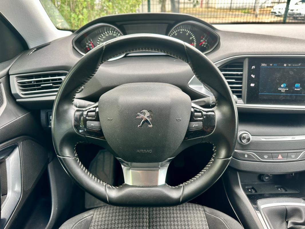 Peugeot 308 PureTech 110ch SS BVM6 Allure - Carplay Sièges chauffants AV