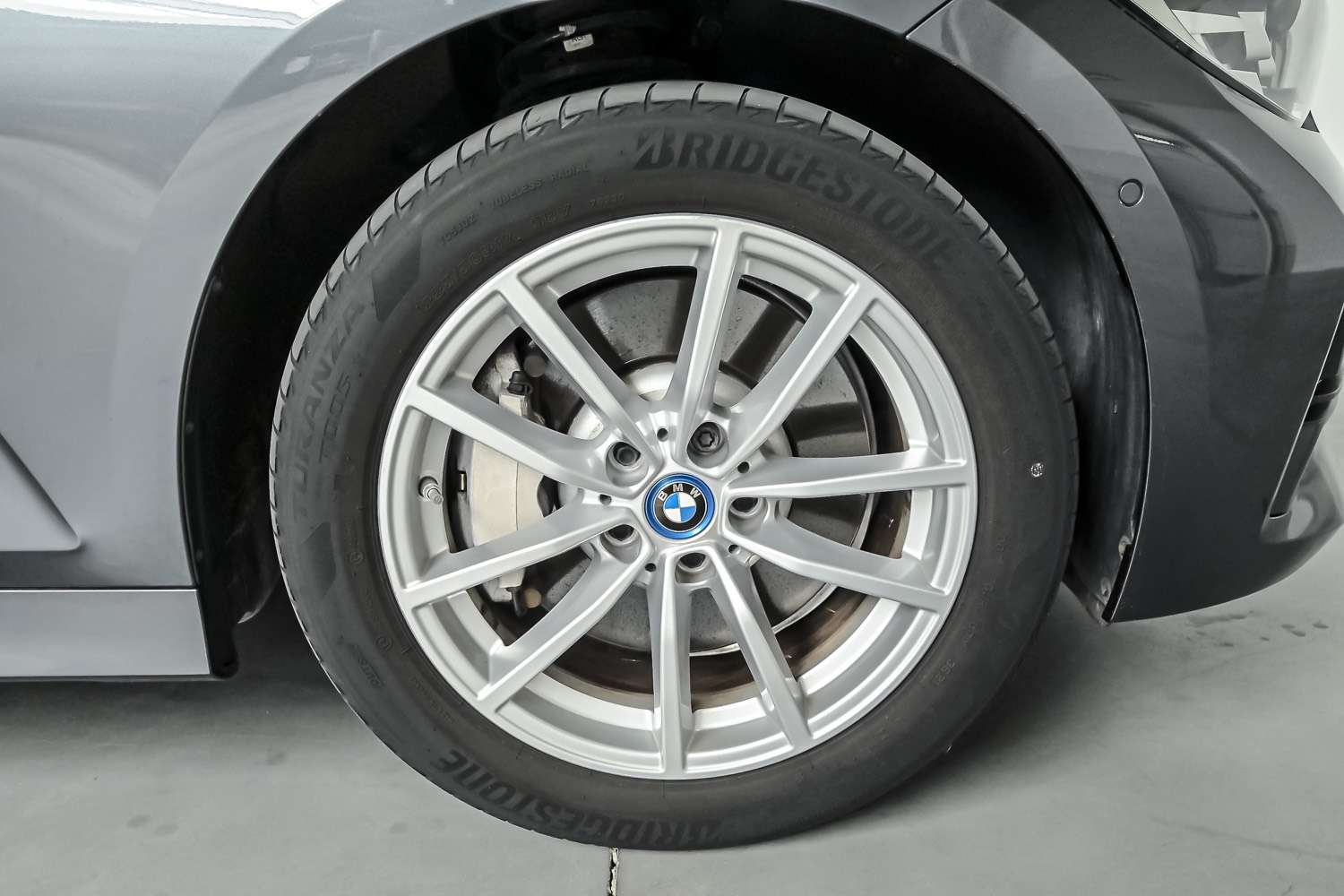 BMW 330 BMW 330e Berline