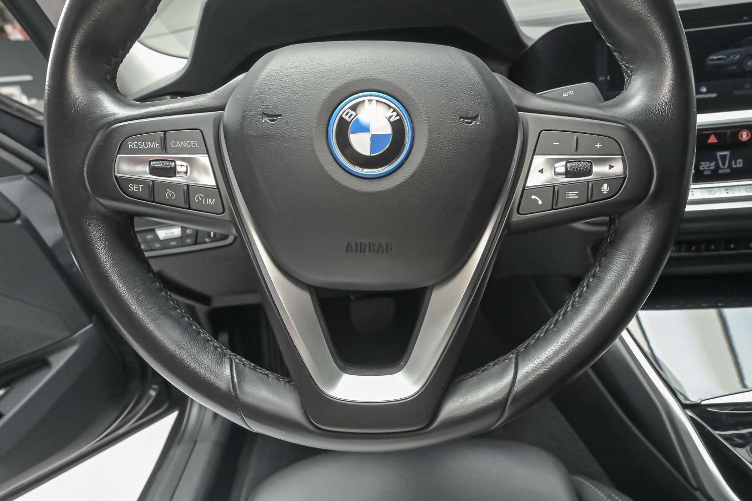BMW 330 BMW 330e Berline