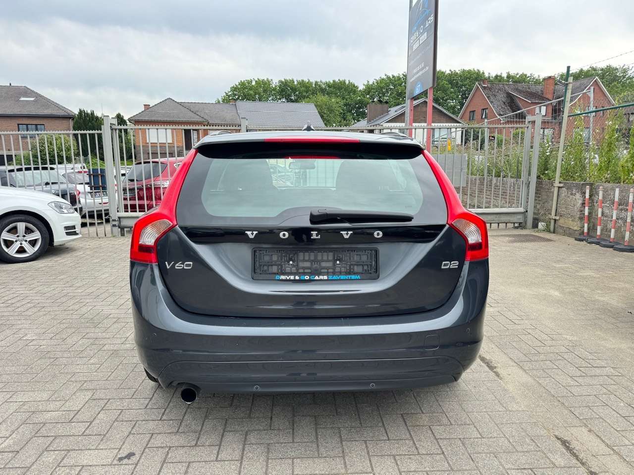 Volvo V60 V60 1.6 D2 Momentum Powershift