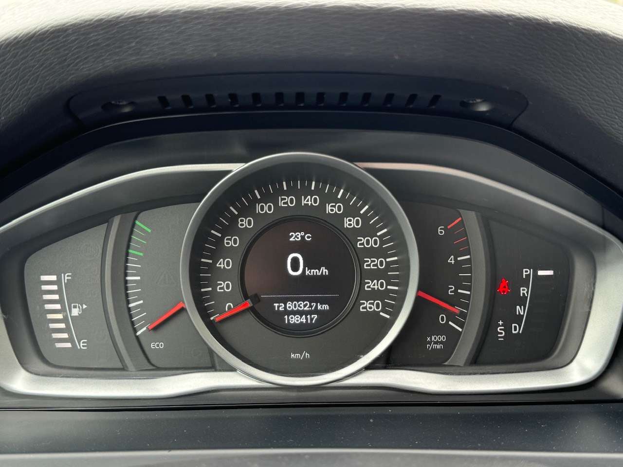 Volvo V60 V60 1.6 D2 Momentum Powershift