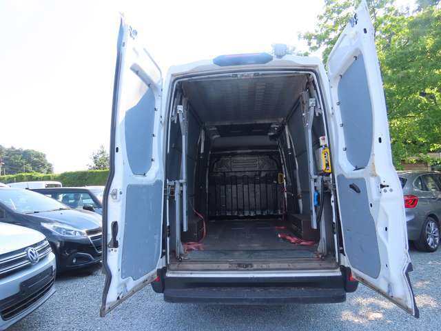 Iveco Daily 35C14V 2.3 Turbo VGT Hi-Matic LAADBRUG 15500eur NETTO