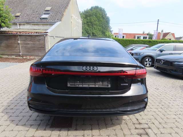 Audi A7 A7 PHEV 55 TFSI e Quattro Competition S-LINE (EU6AP)