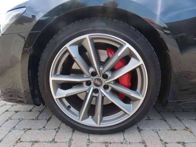 Audi A7 A7 PHEV 55 TFSI e Quattro Competition S-LINE (EU6AP)