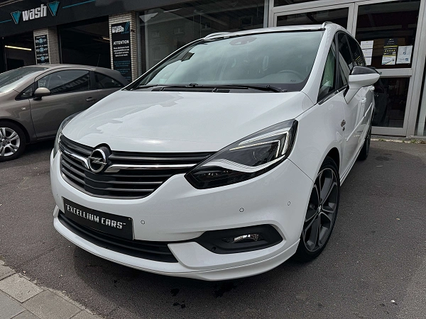 Opel Zafira Tourer 1.6 Turbo ECOTEC Opc line Led Jante Cuir Xenon 7Place Gps Tres Belle Garantie