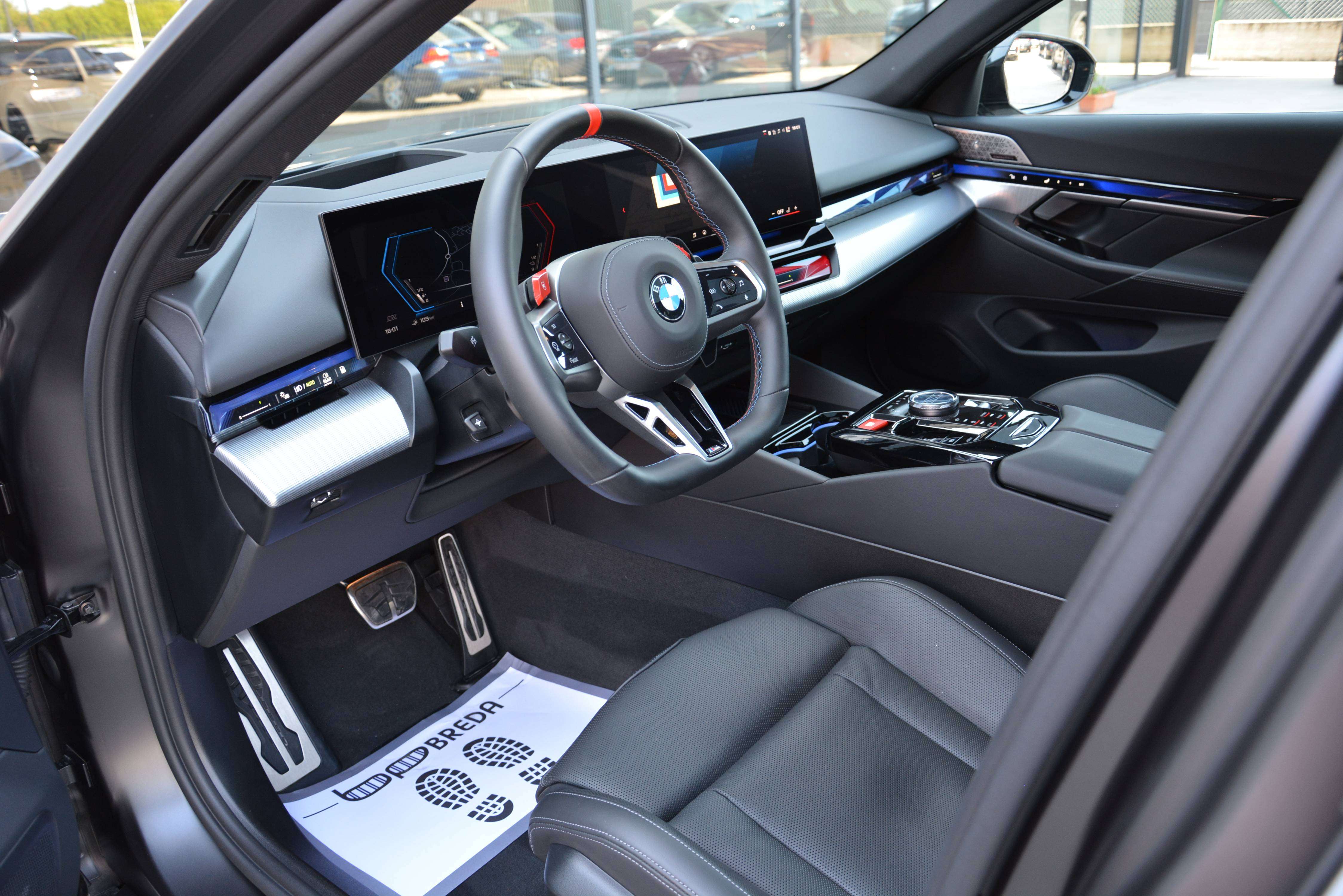 BMW M5 berline Frozen Deep Grey/Pano/ACC/B&W/HUD