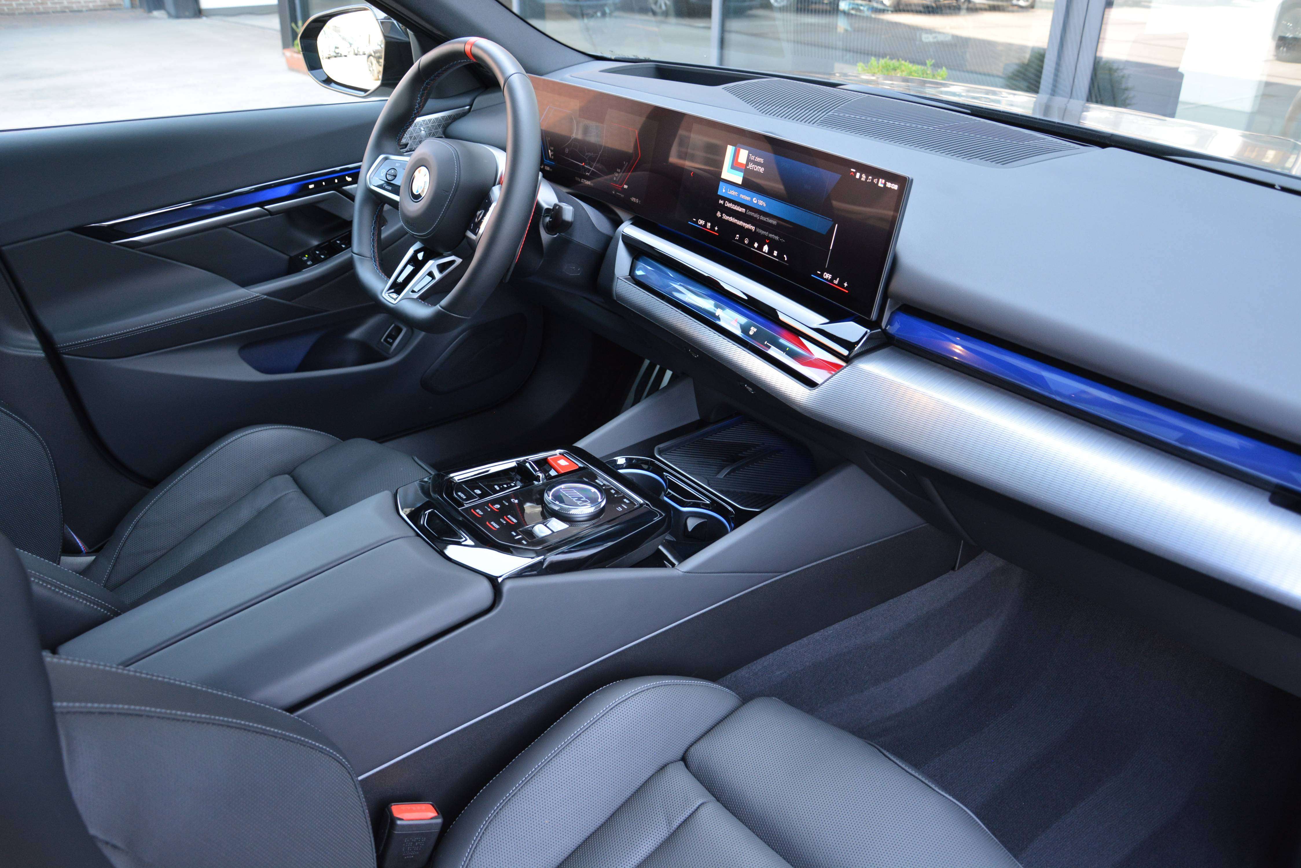 BMW M5 berline Frozen Deep Grey/Pano/ACC/B&W/HUD