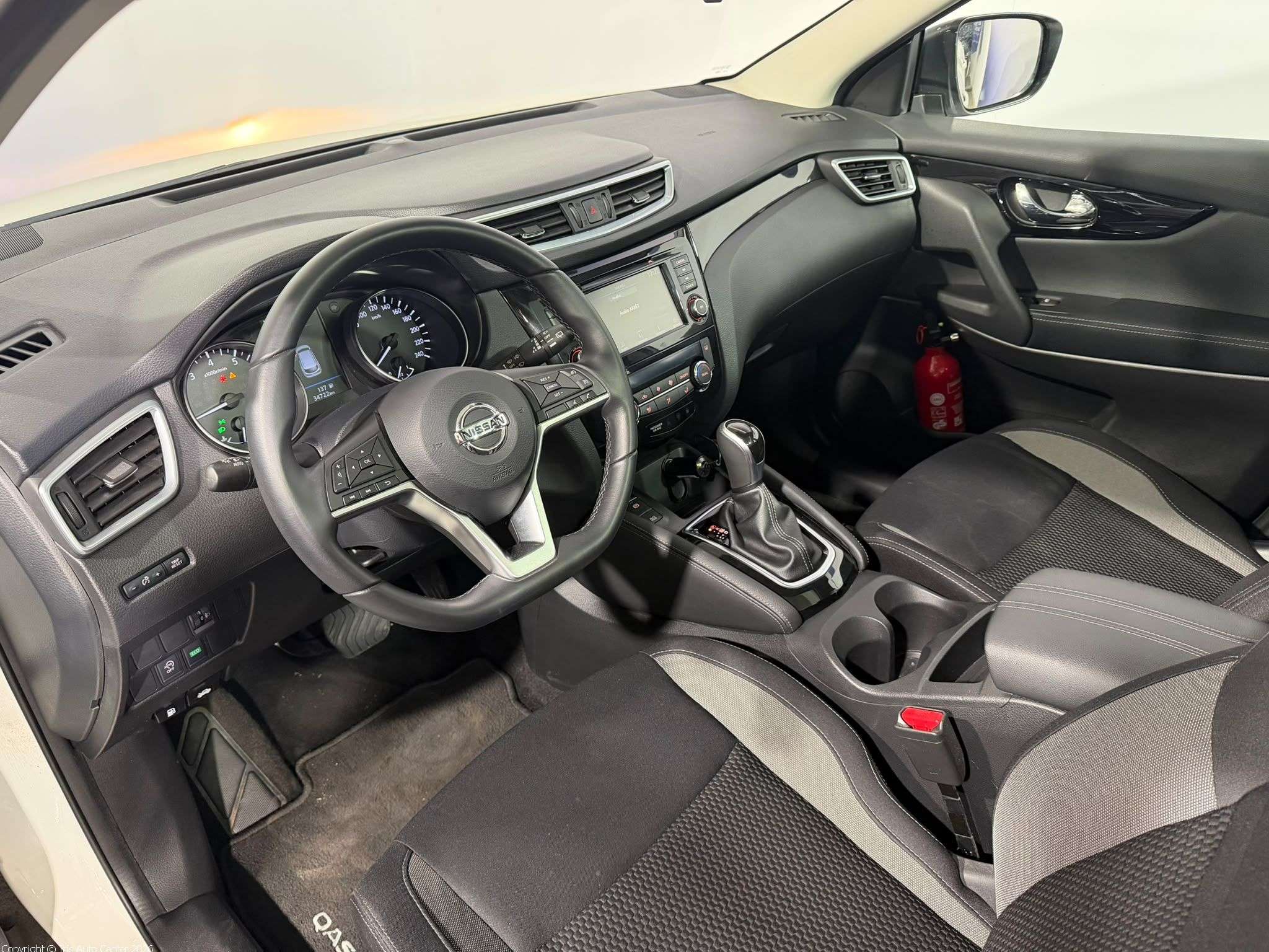 Nissan Qashqai 1.3 DIG-T DCT | CARPLAY | TOIT PANO. | CAMERA
