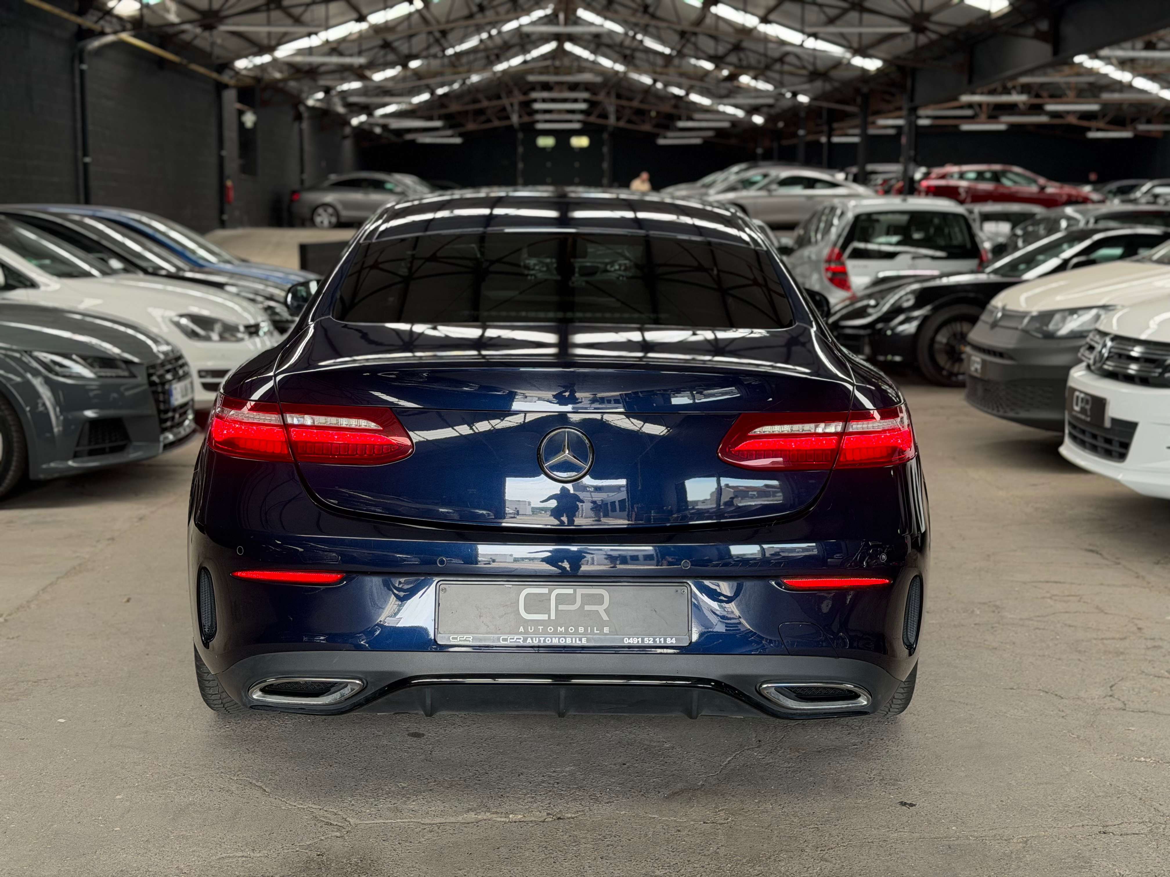 Mercedes-Benz E 220 d Coupe * NEW LIFT * PACK AMG * TOIT OUVRANT * GPS * CLIM AUTO