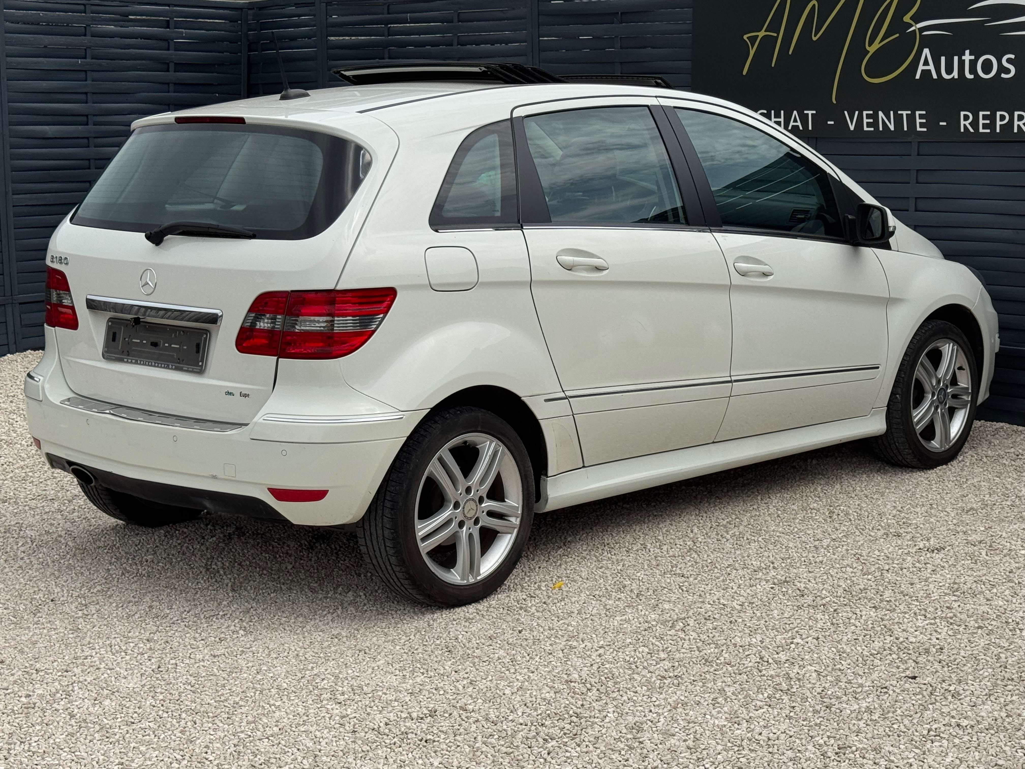 Mercedes-Benz B 180 */*BOITE AUTO+CLIM+REGULATEUR+JANTES*/*