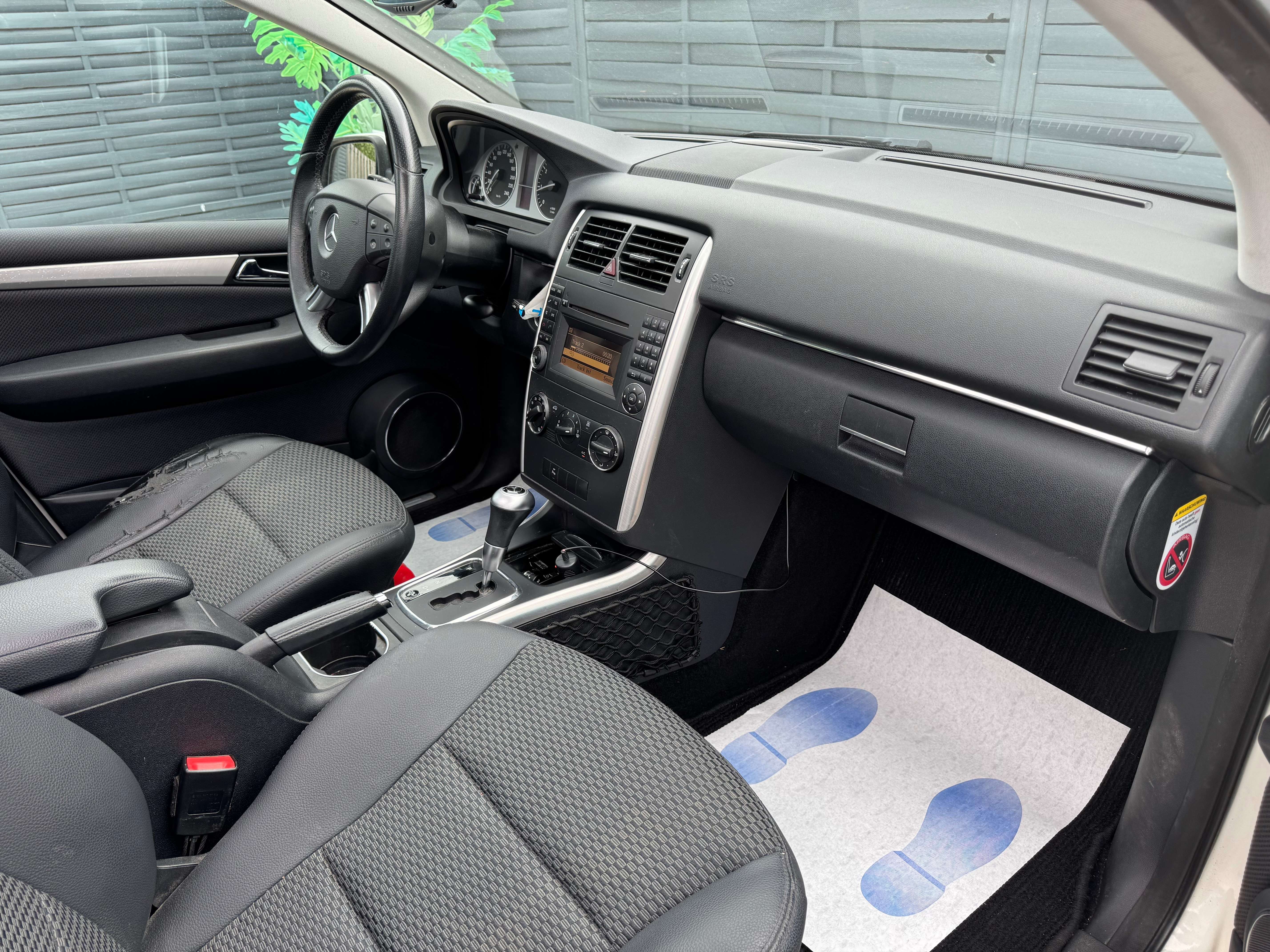 Mercedes-Benz B 180 */*BOITE AUTO+CLIM+REGULATEUR+JANTES*/*