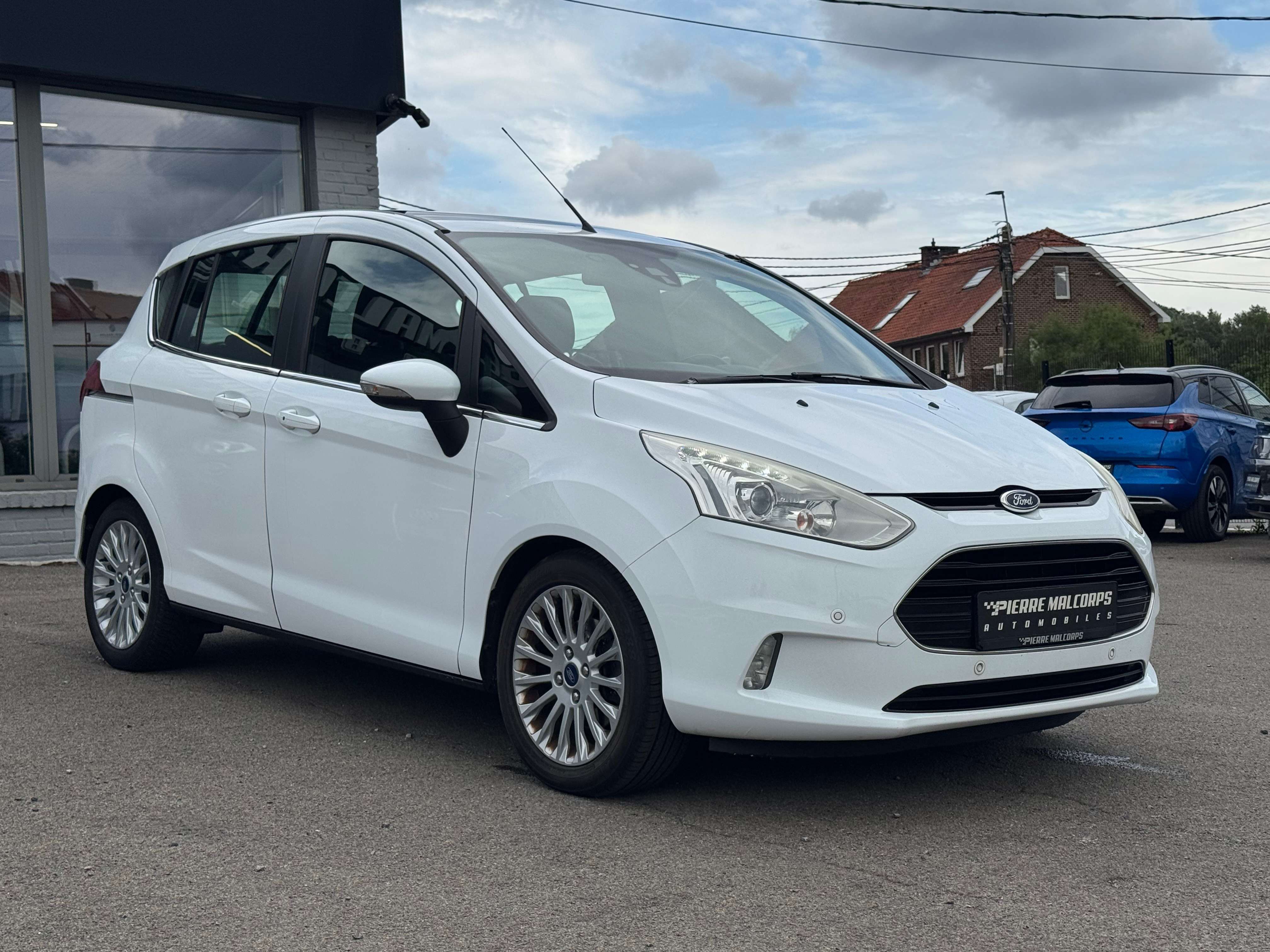 Ford B-Max 1.6i TITANIUM POWERSHIFT / MARCHAND / EXPORT