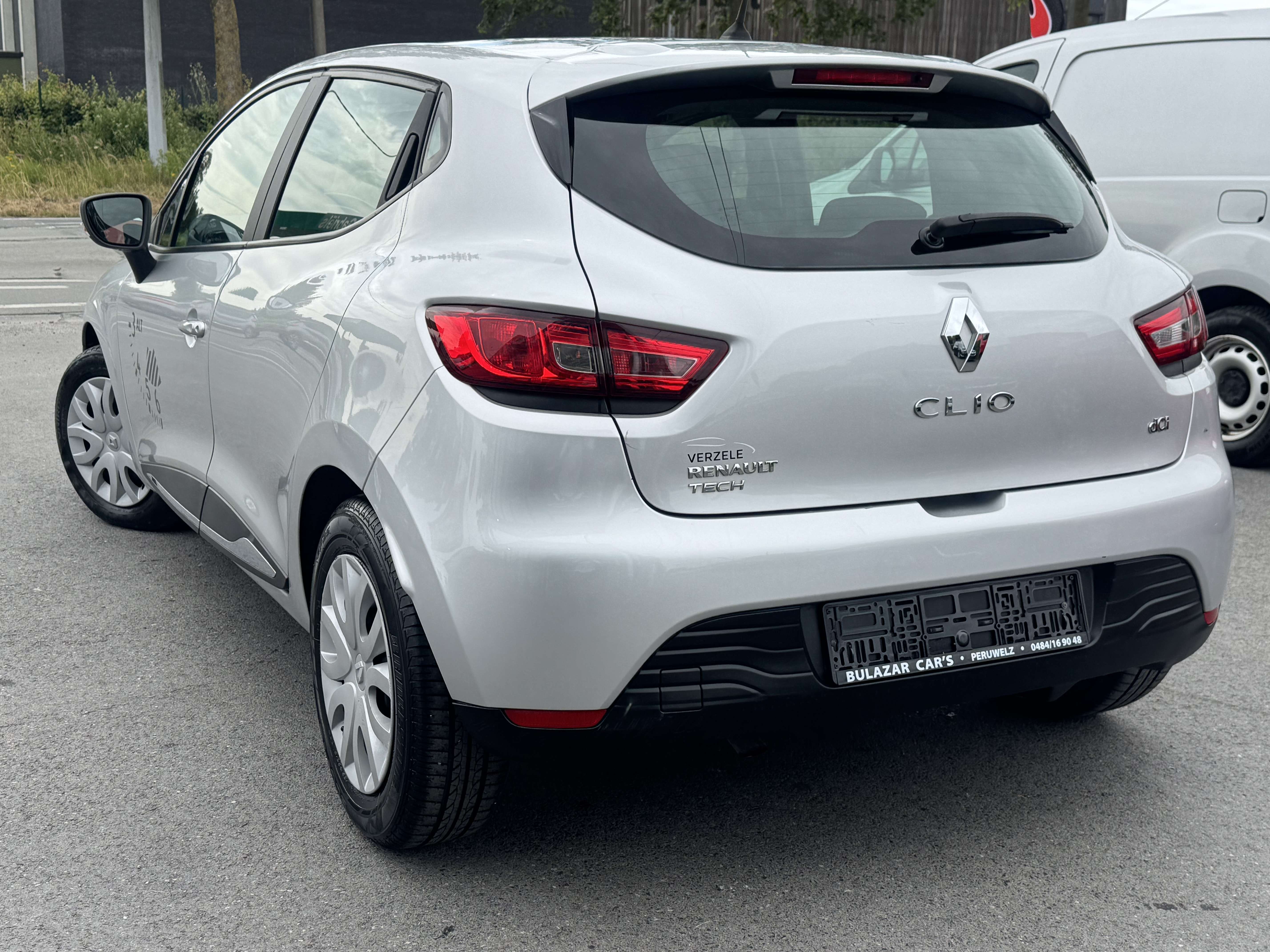 Renault Clio Clio 1.5 dCi Energy*NAVI*CARNET*CLIM*1 ER MAIN*GARANTIE 12 MOIS