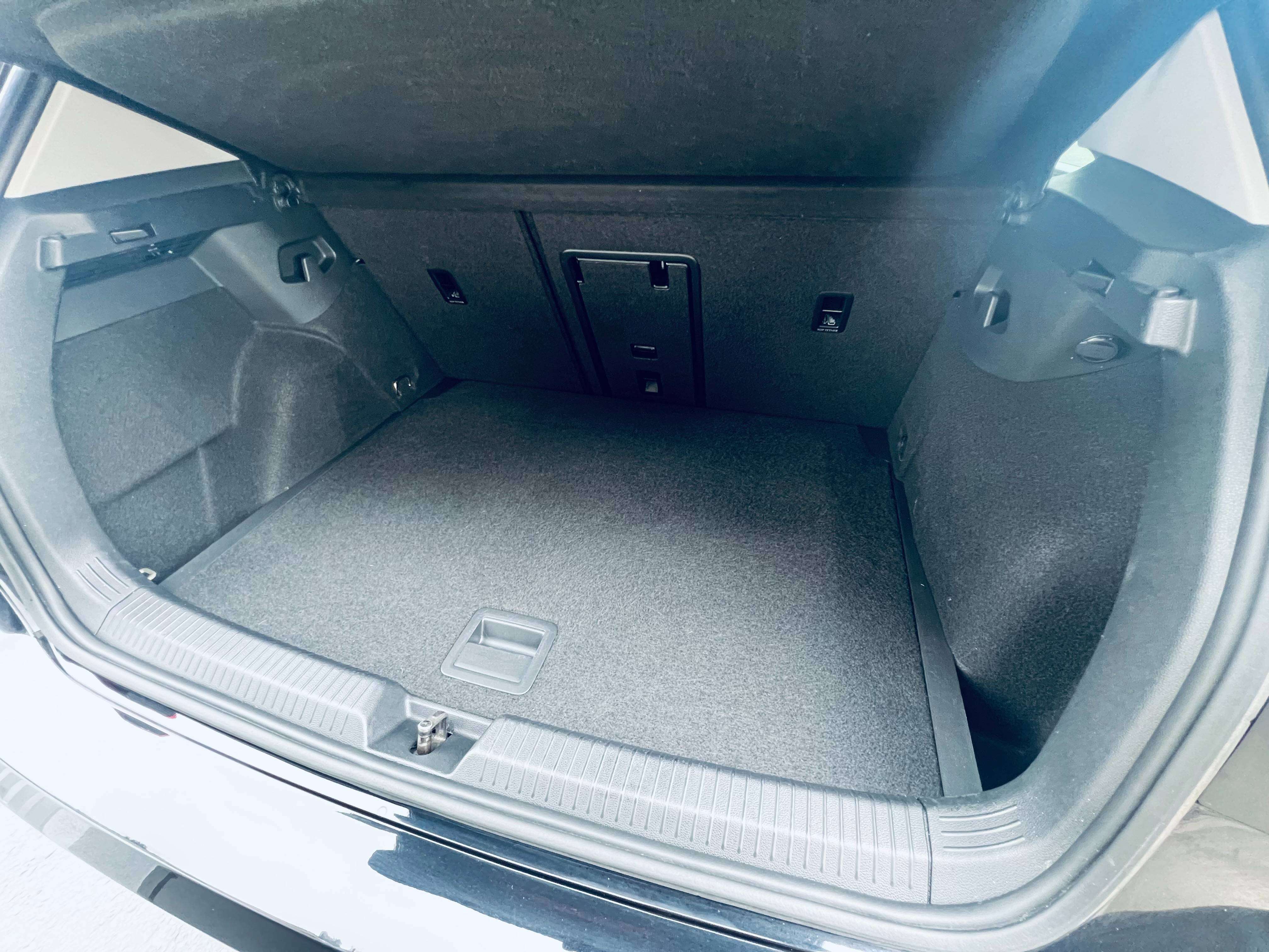Volkswagen Golf 1.5 eTSI Life DSG+CARPLAY+CAMERA+LED+CARNET+GARANTIE