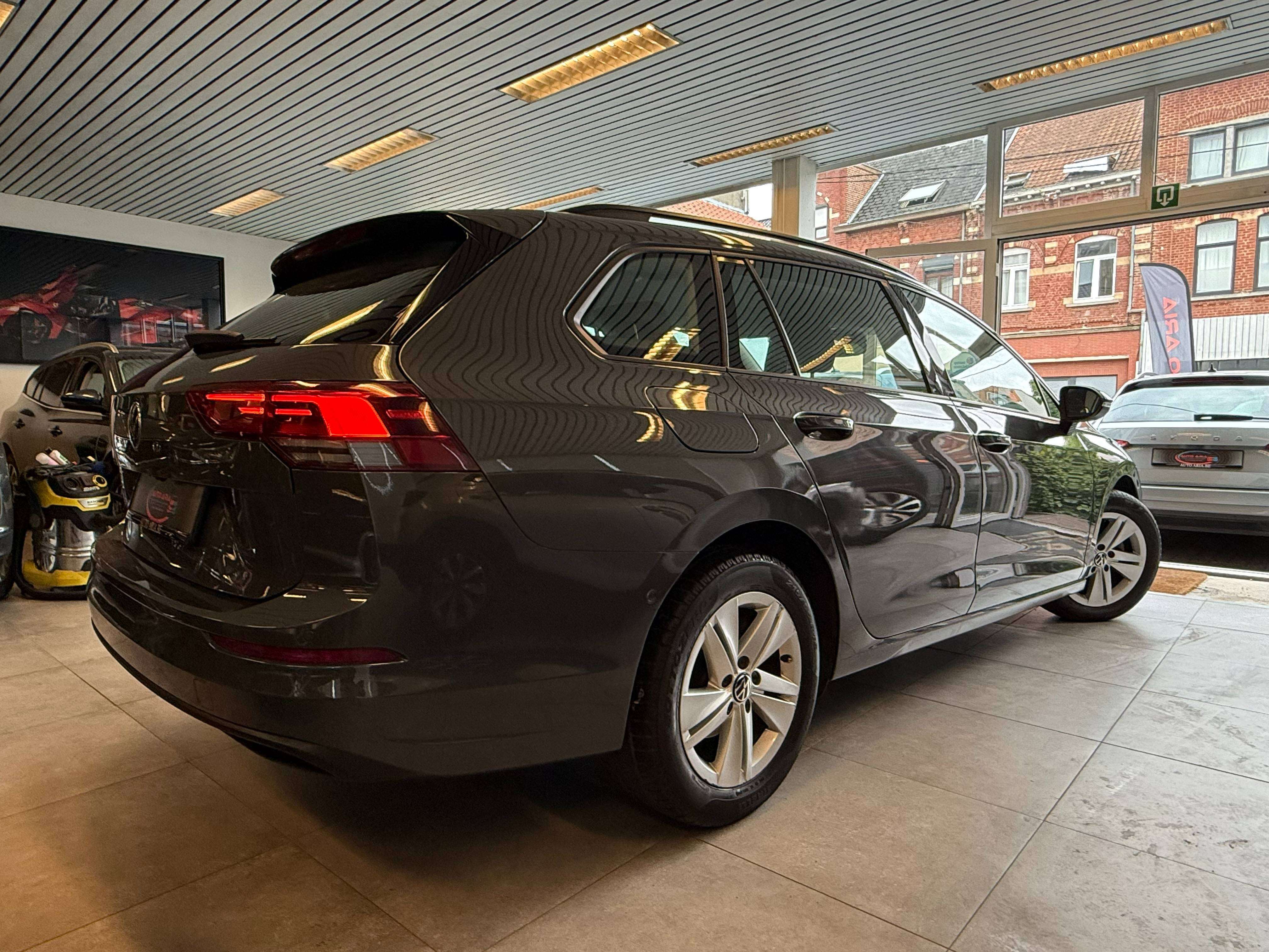Volkswagen Golf Variant Golf SW 1.0 TSI Life Business OPF*garantie12m