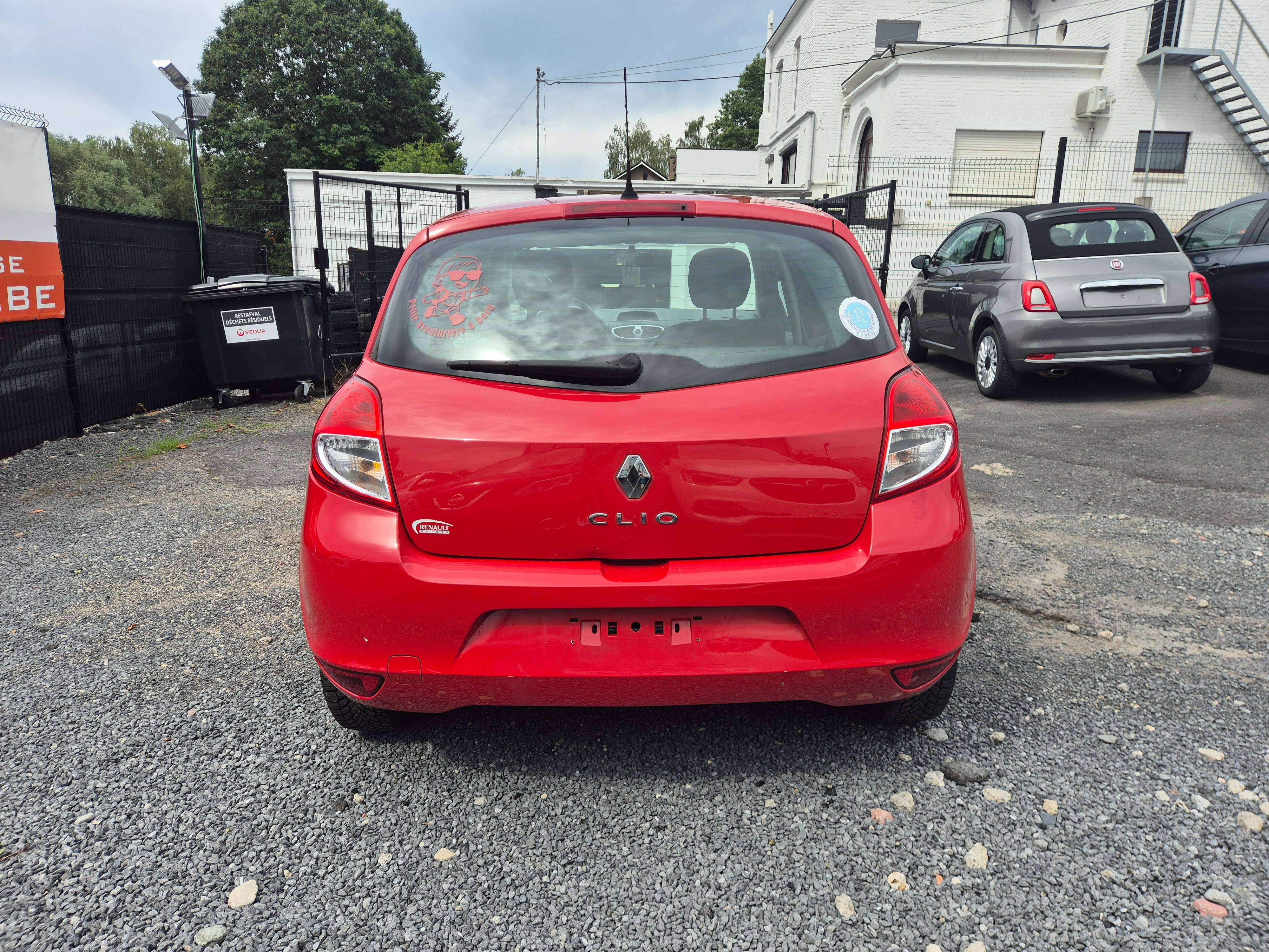 Renault Clio 1.2i Authentique