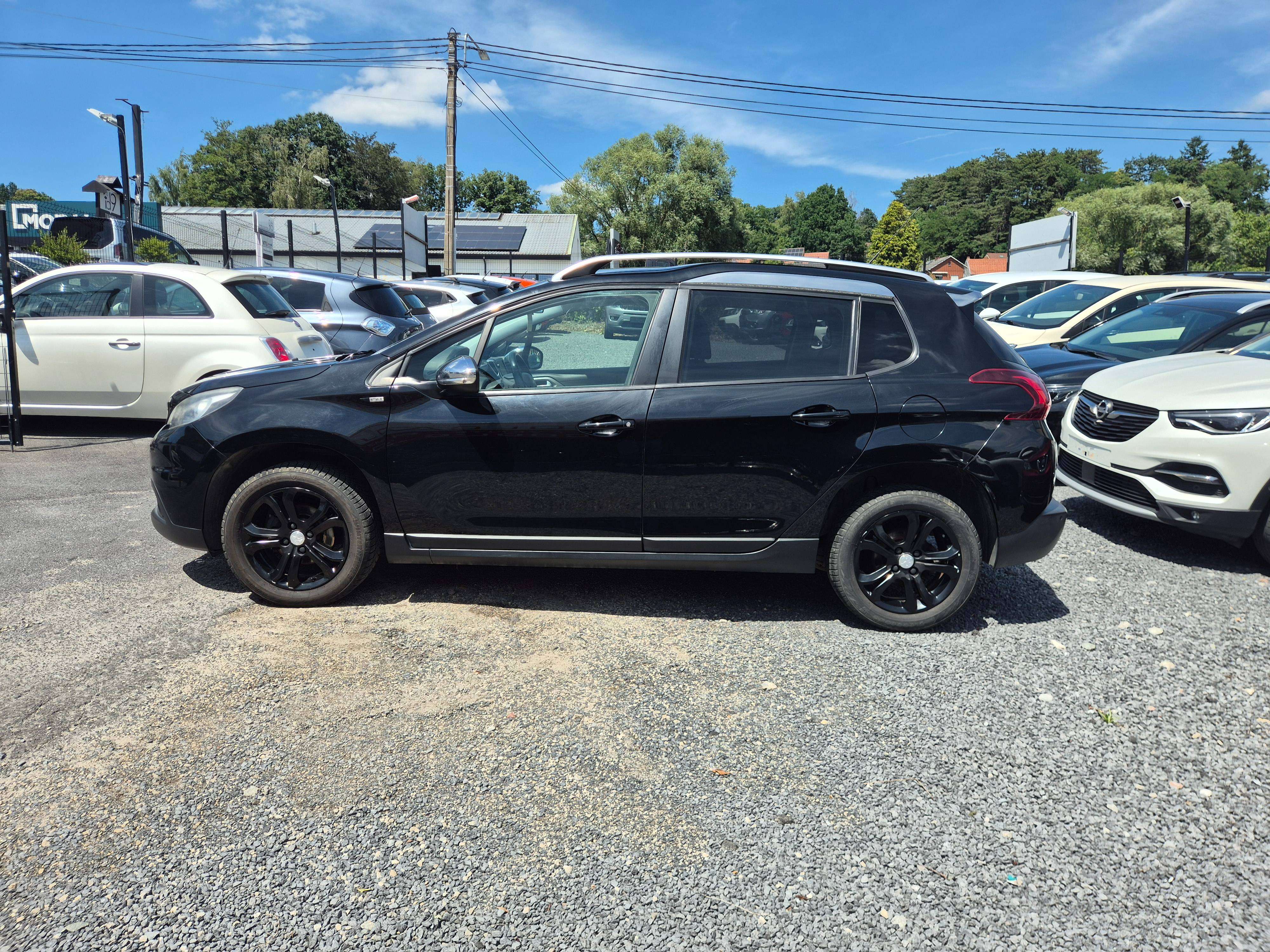 Peugeot 2008 1.2i Style - EU6 -