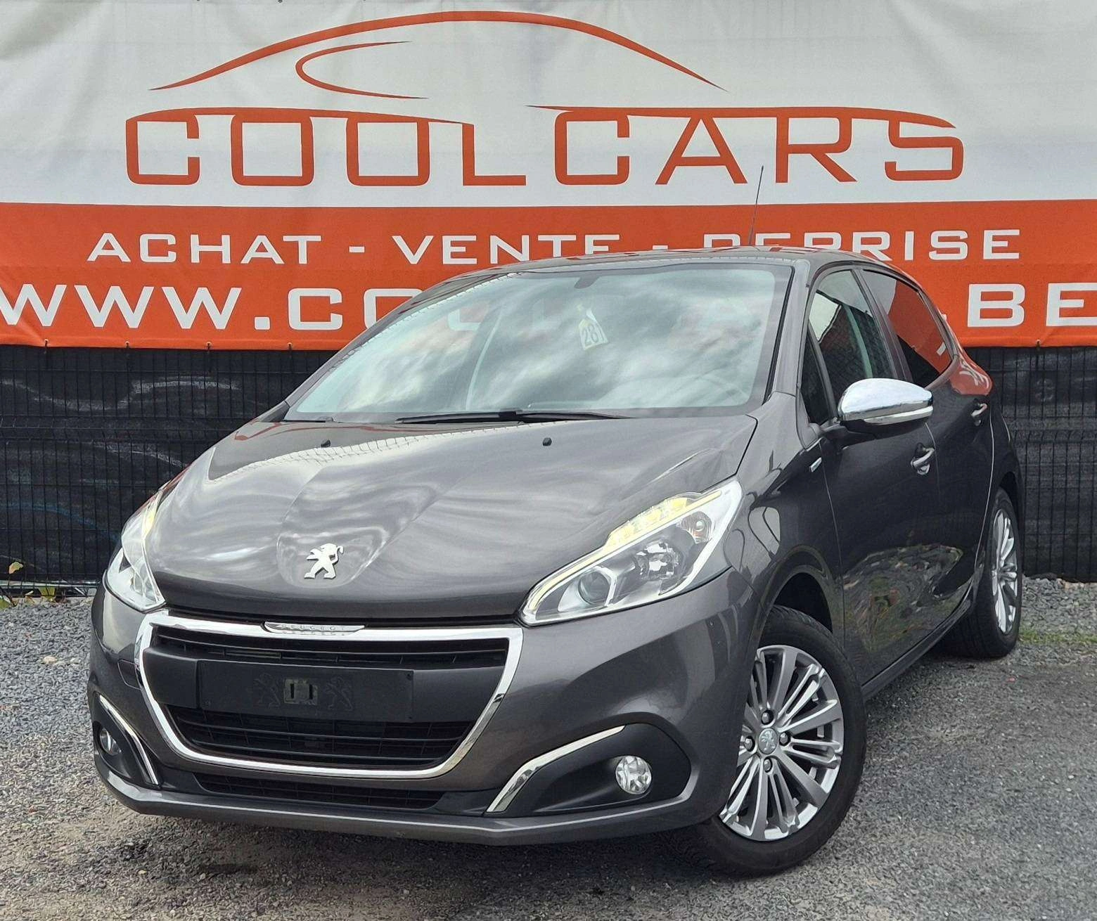 Peugeot 208 1.2i Style