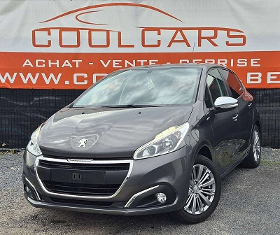 Peugeot 208 1.2i Style