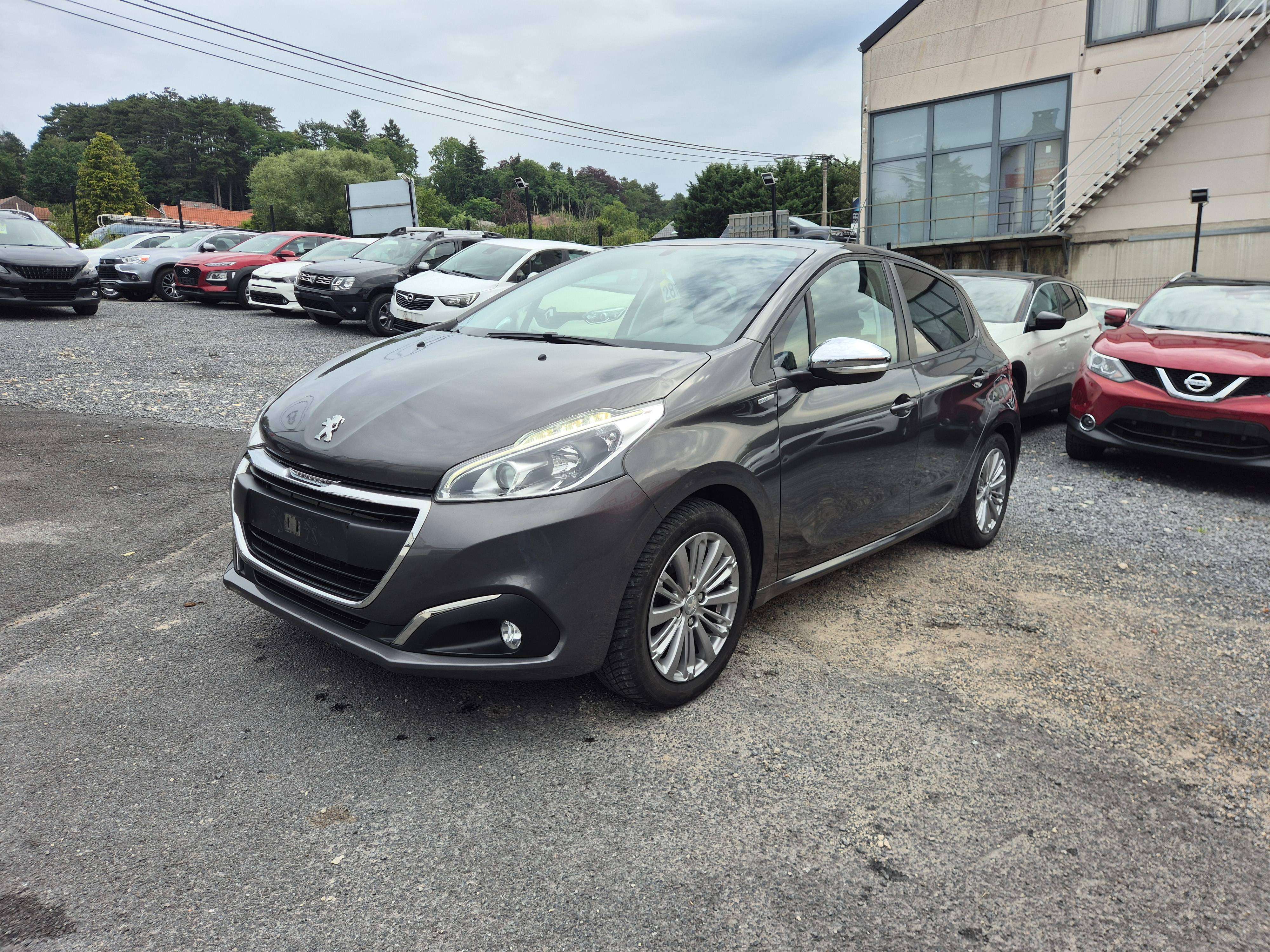 Peugeot 208 1.2i Style