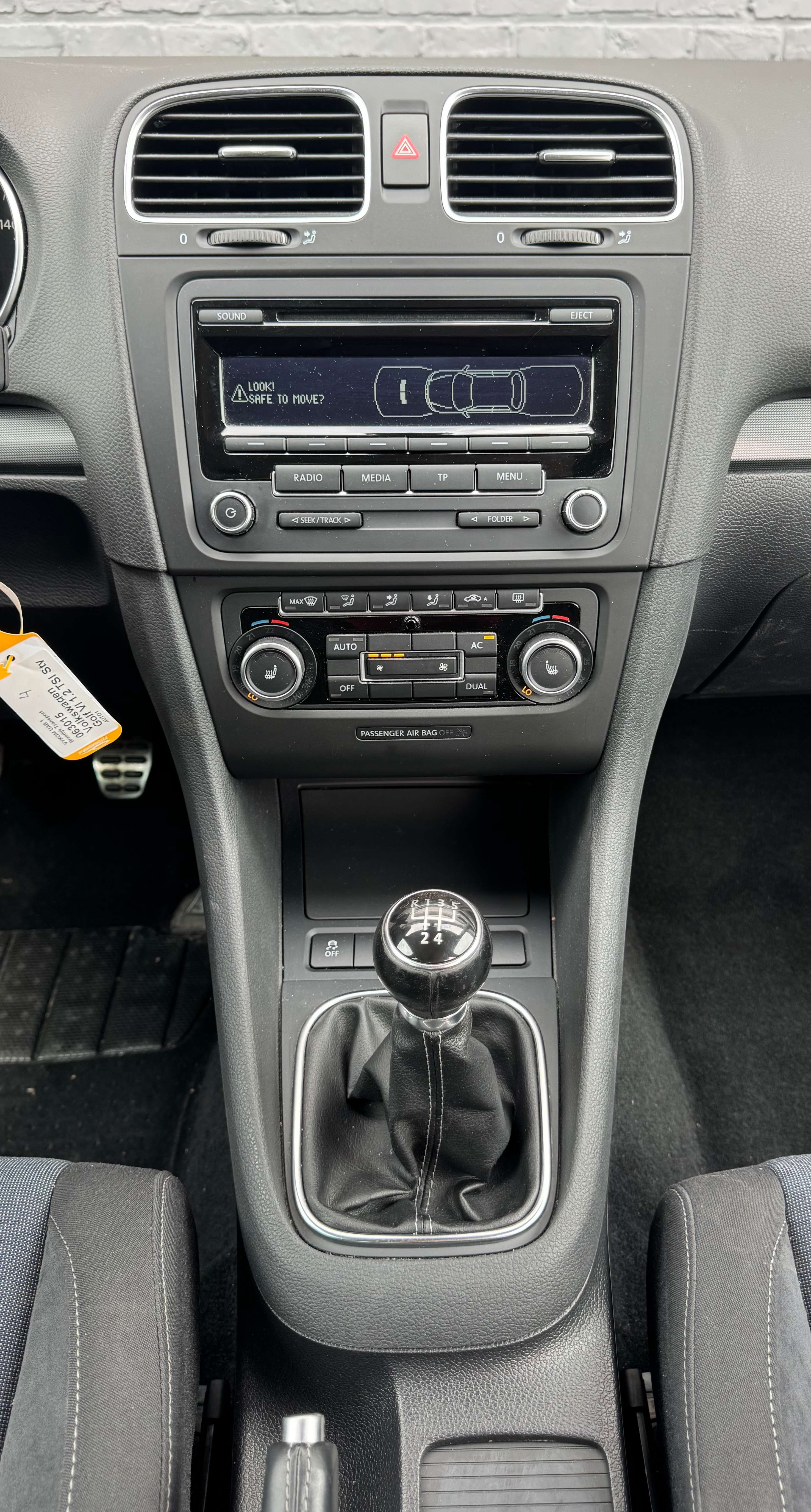 Volkswagen Golf 1.2TSI * STYLE * Zetelverw * 92Dkm * Airco * PDC