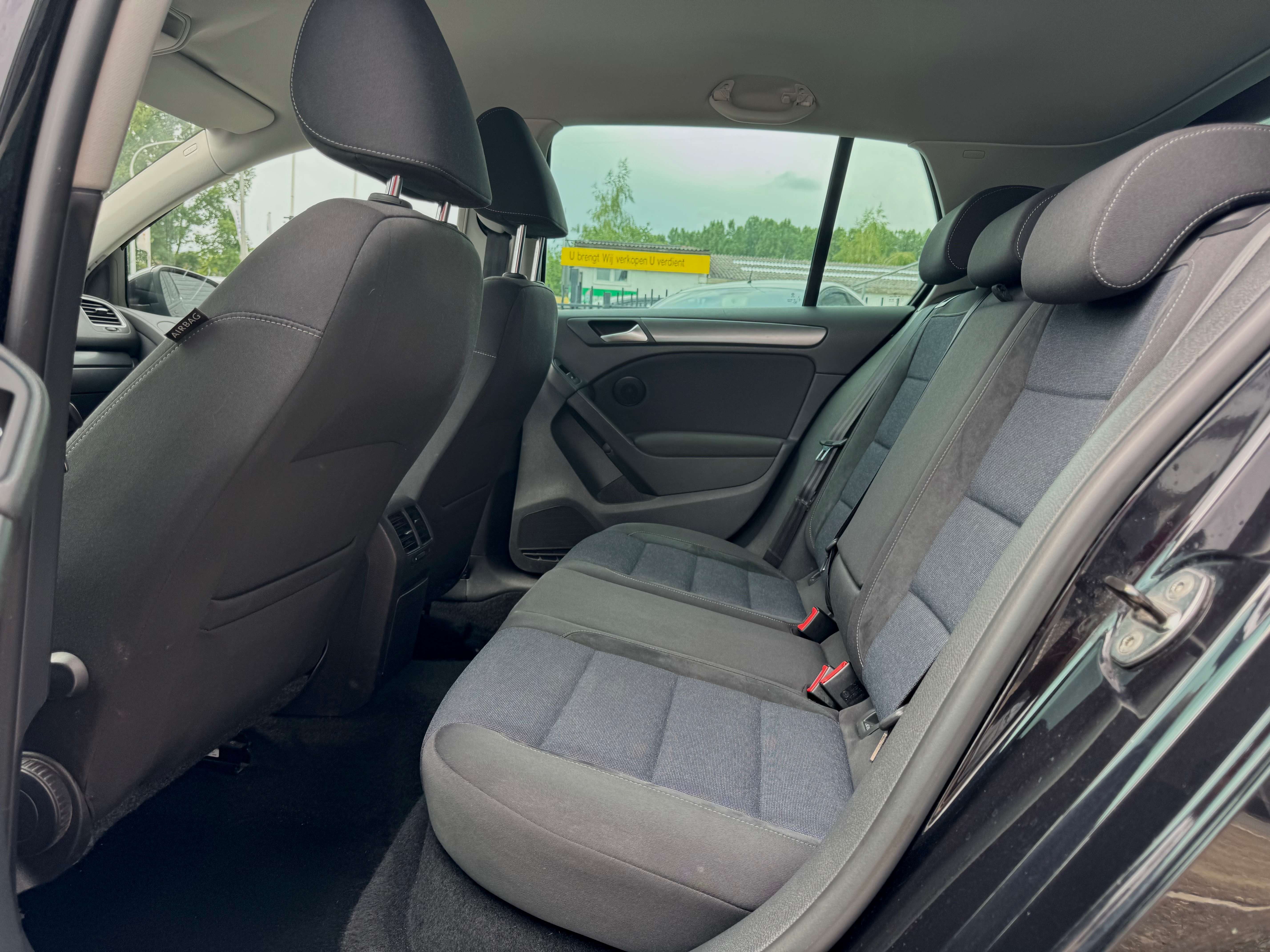 Volkswagen Golf 1.2TSI * STYLE * Zetelverw * 92Dkm * Airco * PDC