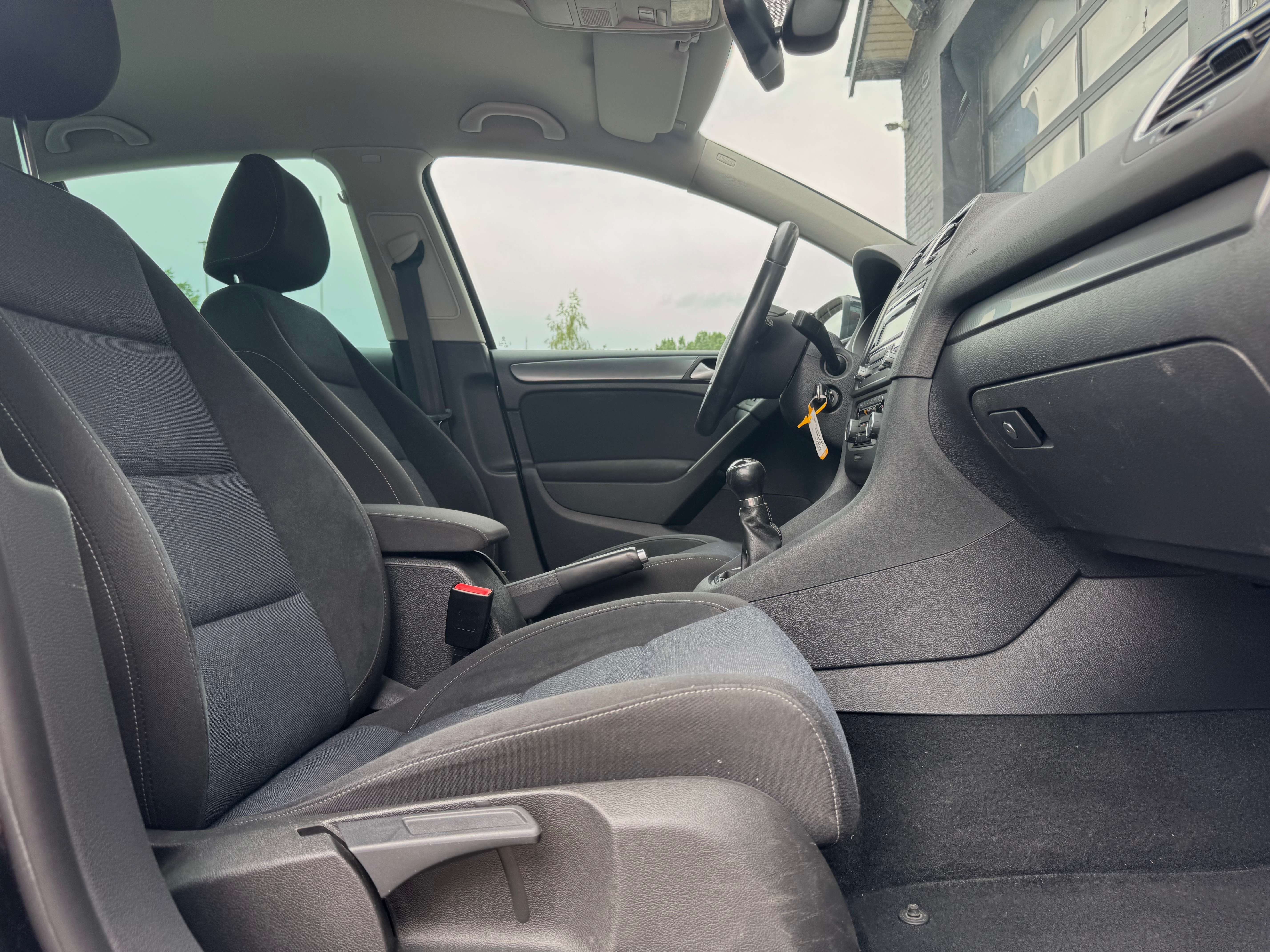 Volkswagen Golf 1.2TSI * STYLE * Zetelverw * 92Dkm * Airco * PDC
