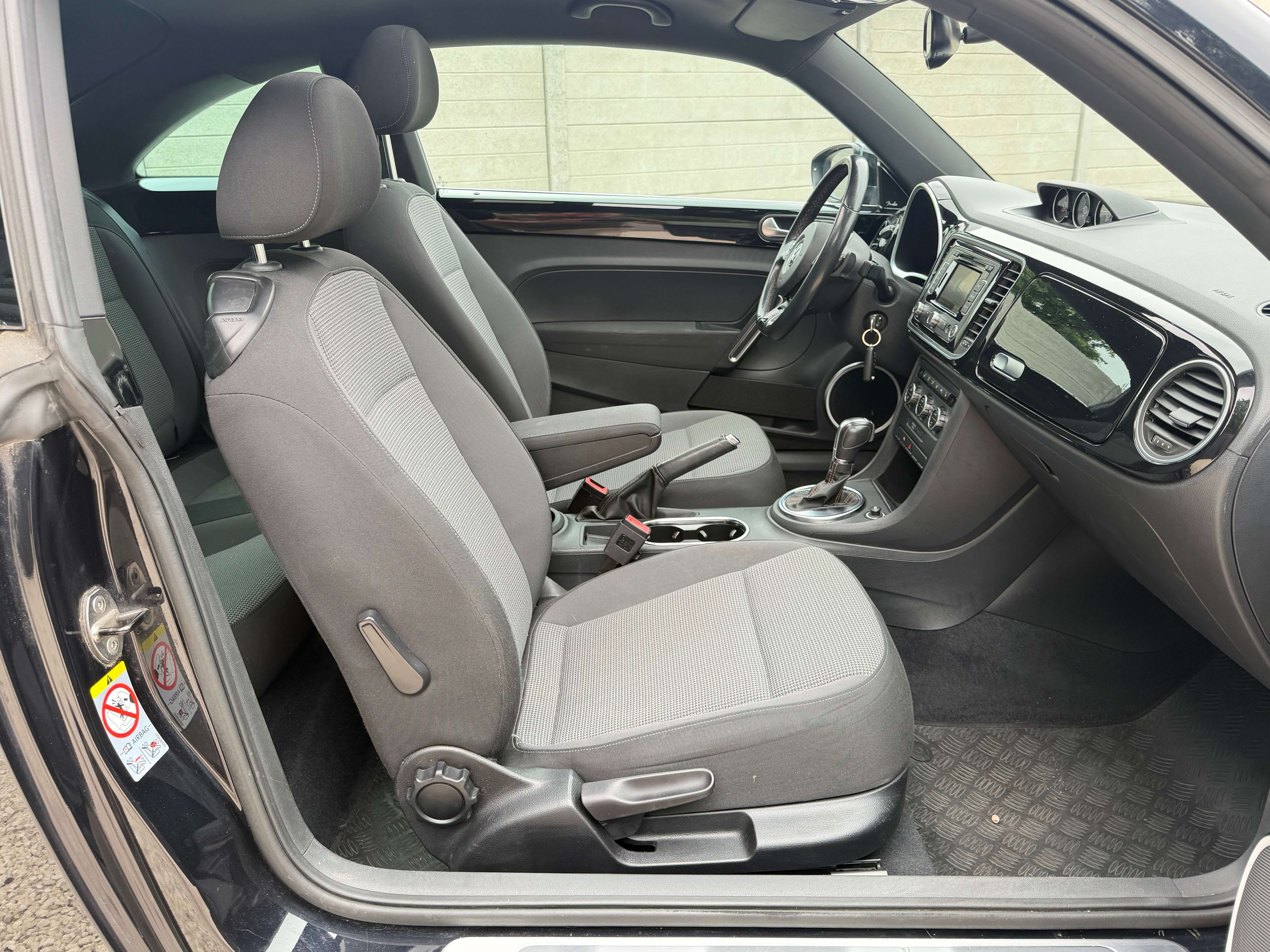 Volkswagen Beetle Beetle 1.6 CR TDi DSG ° AUTOMATIQUE ° R LINE ° FULL OPTION °