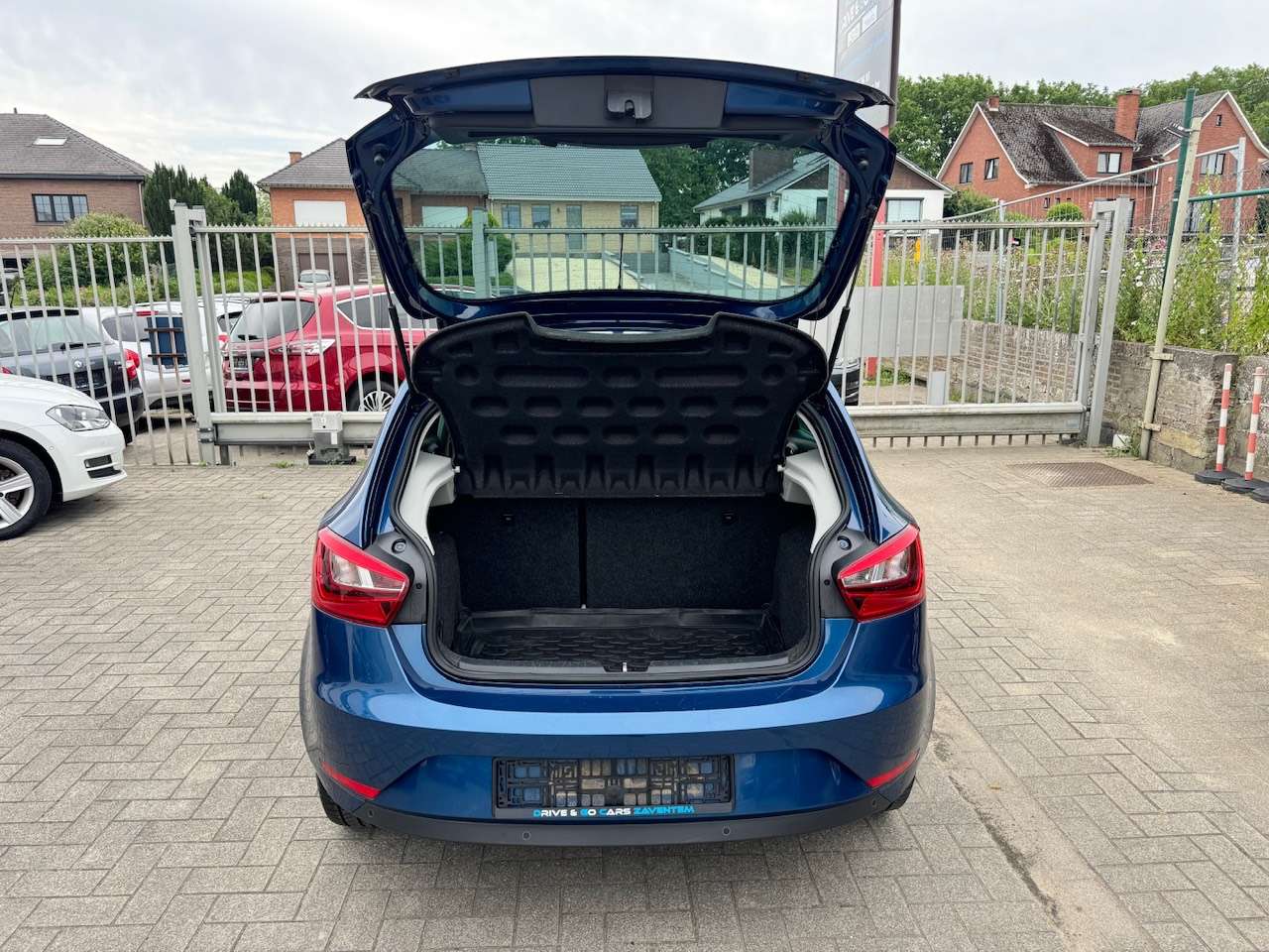 SEAT Ibiza 1.2 TSI I-TECH Legend ** 1 JAAR GARANTIE ** !!