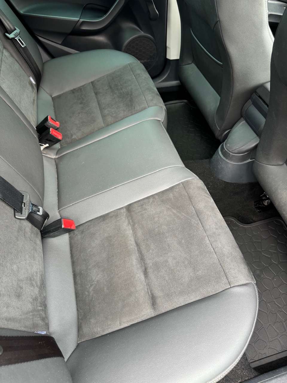 SEAT Ibiza 1.2 TSI I-TECH Legend ** 1 JAAR GARANTIE ** !!