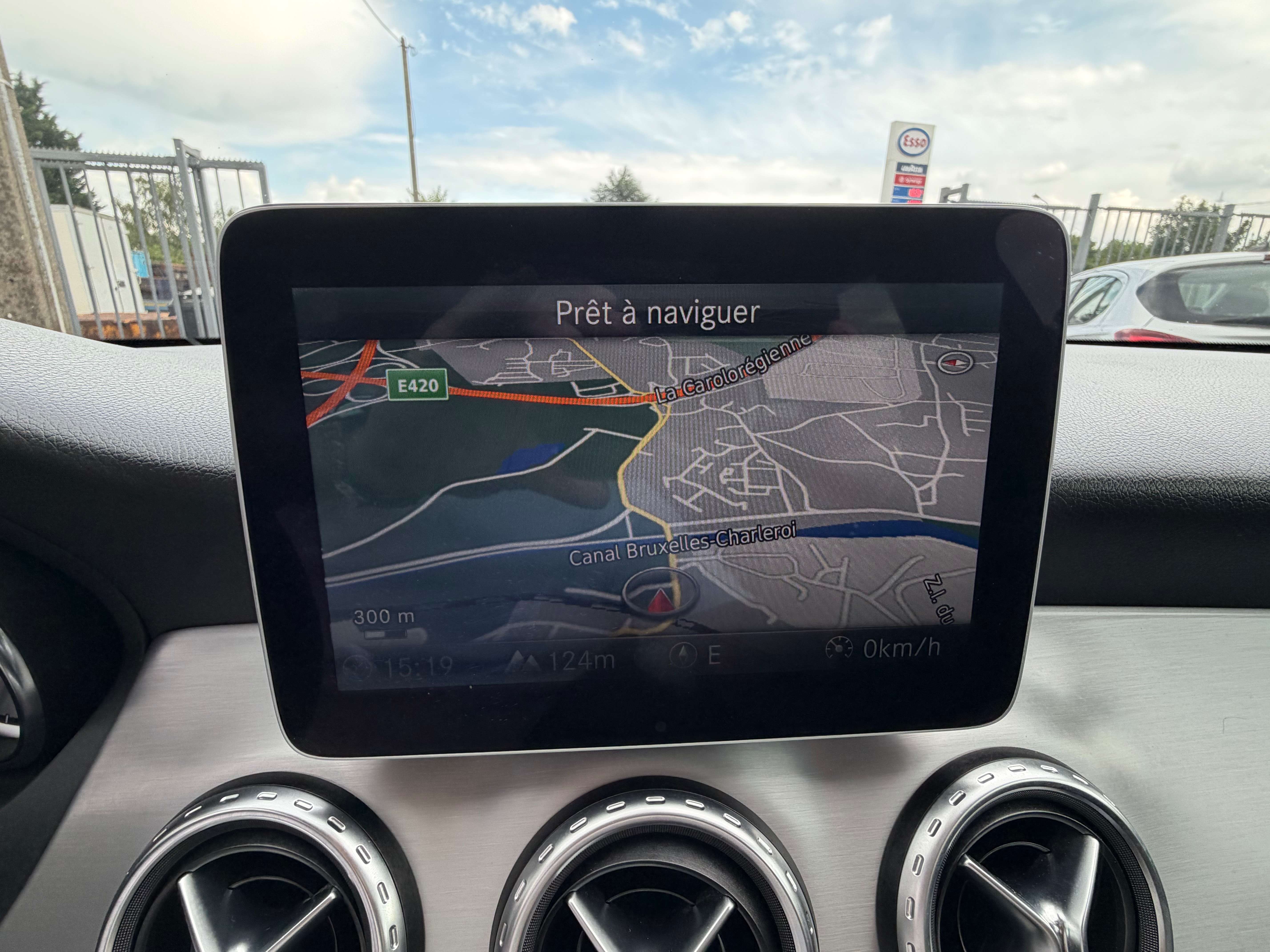 Mercedes-Benz GLA 180 * PACK AMG*TOIT PANO*GPS*