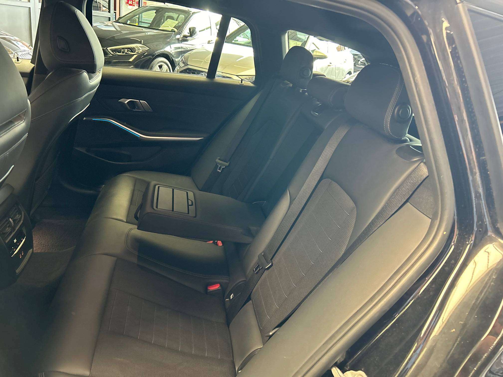 BMW 330 e Touring SportLine Alu17"/Acc/SportZet/Led/Cam/Dab/Carplay *1j garantie*