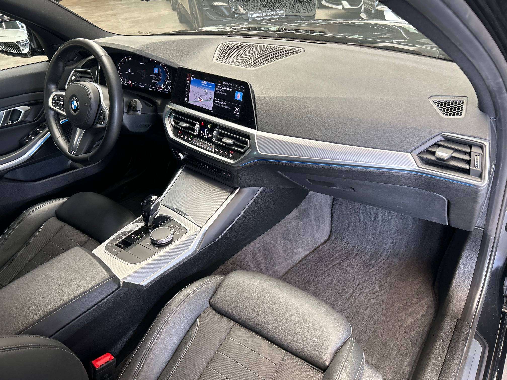 BMW 330 e Touring SportLine Alu17"/Acc/SportZet/Led/Cam/Dab/Carplay *1j garantie*
