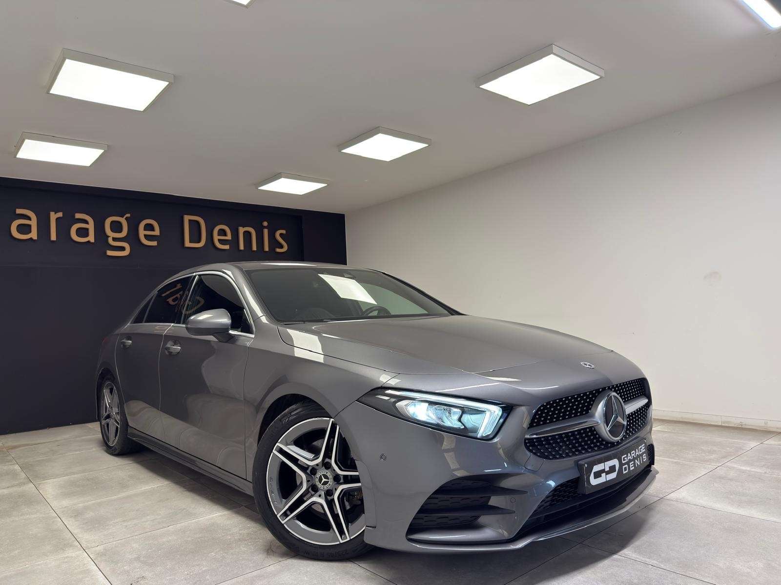 Mercedes-Benz A 180 **PACK AMG**GPS+CAMERA**LED**CUIR**GARANTIE 12 MOI
